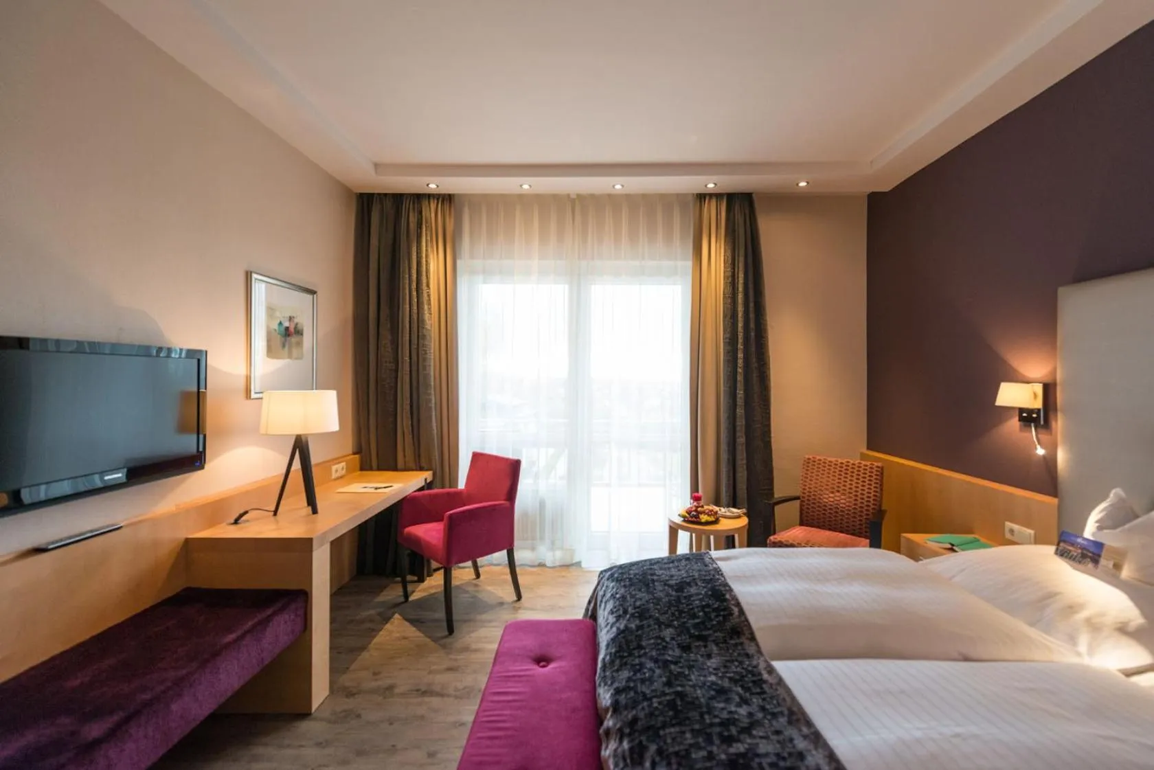 Photo of the whole room, Bed in Hotel Heinz