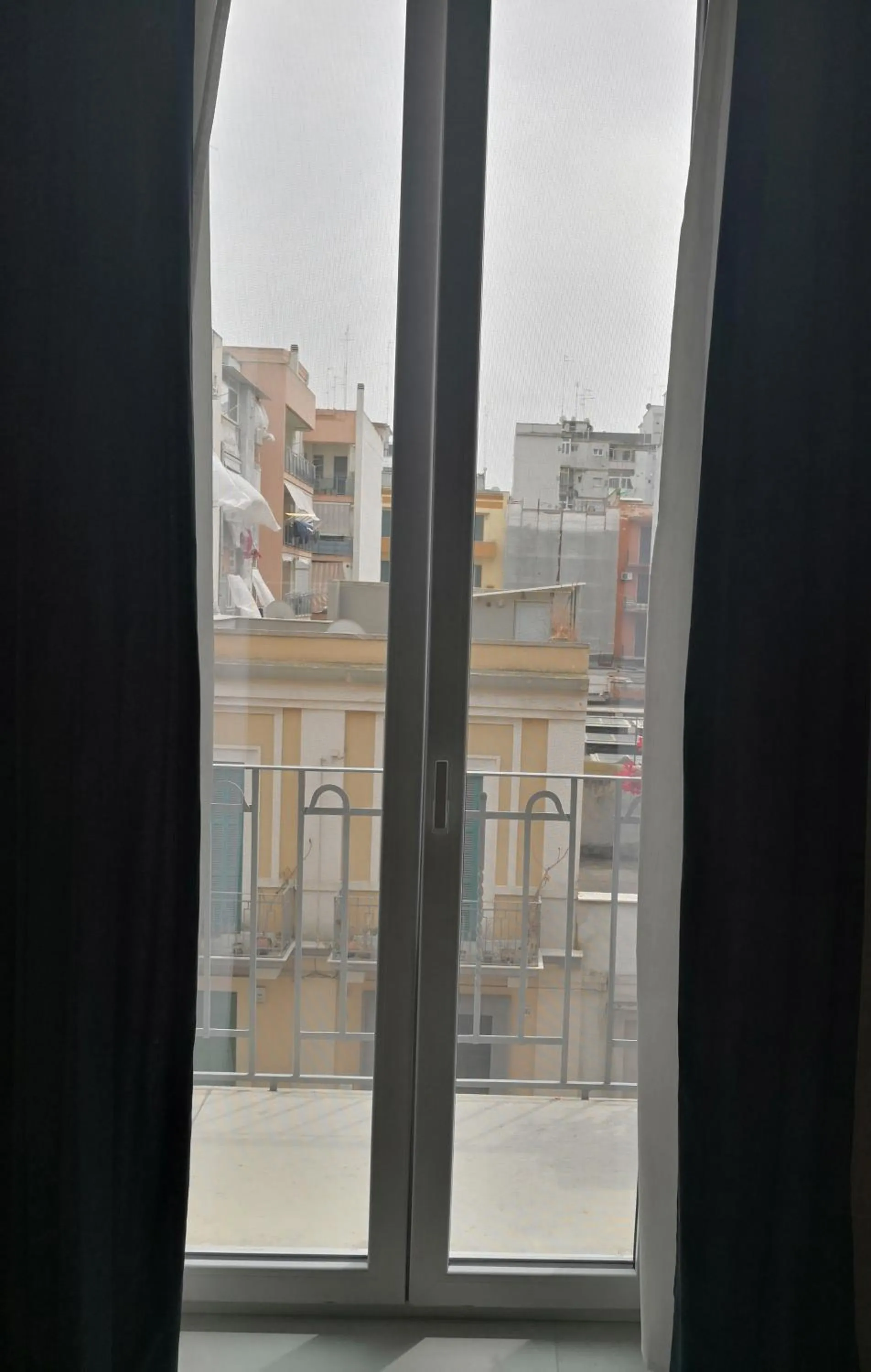 Quiet street view in Casa Di Mamma