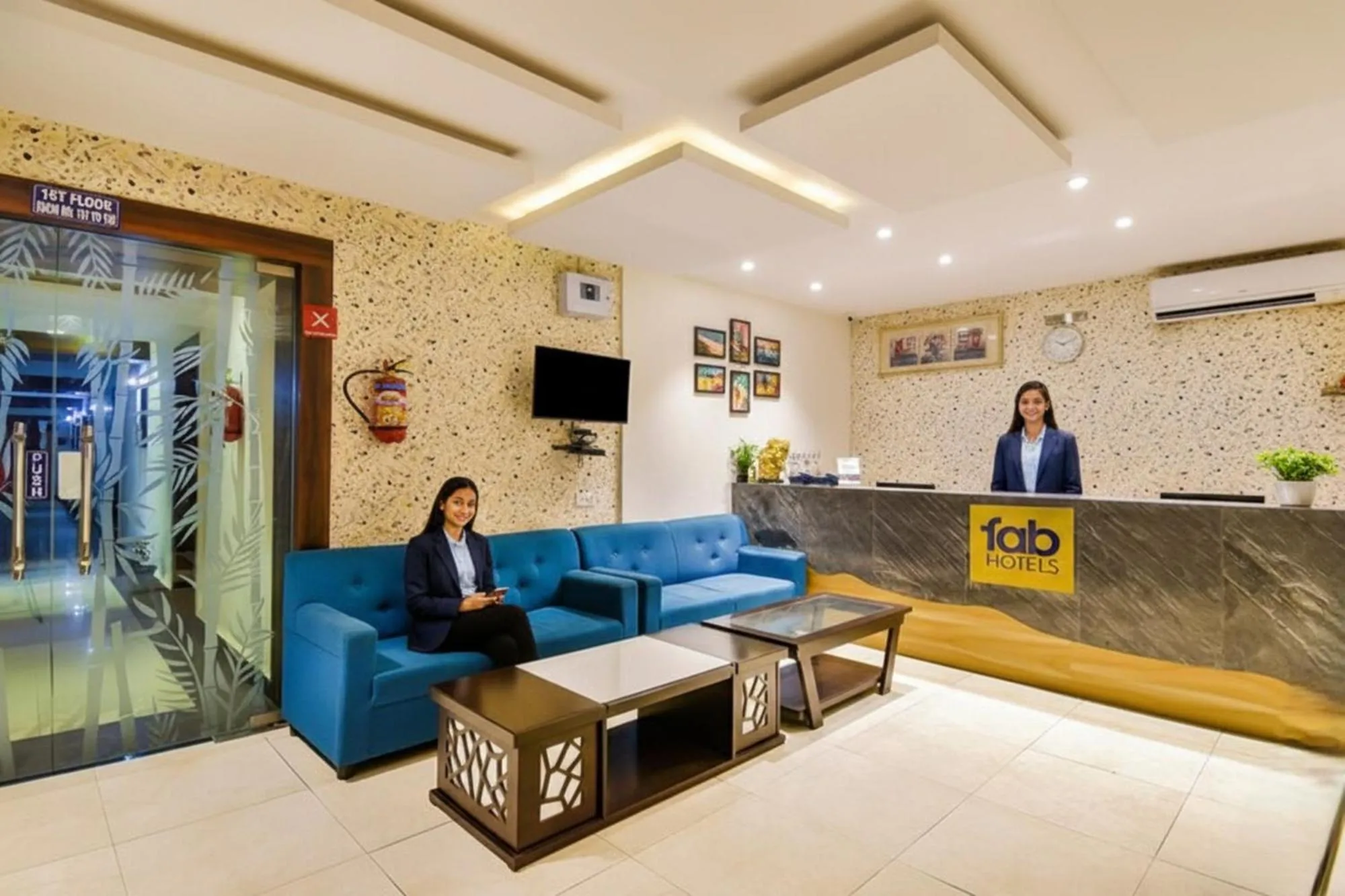 Lobby or reception in FabHotel Pentagon Next - Bhubaneswar Railway Station
