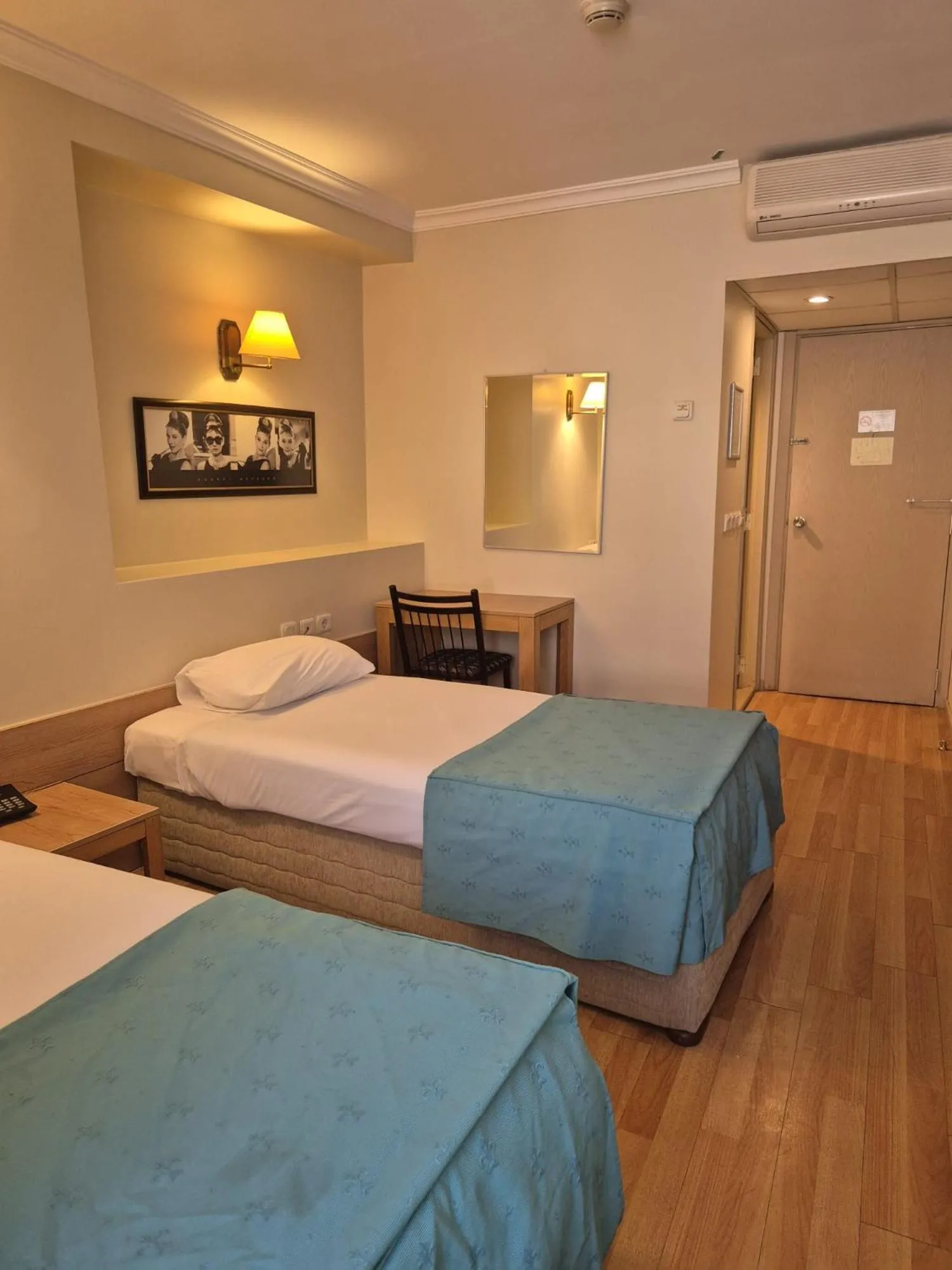 Bed in Haydarpasa Hotel