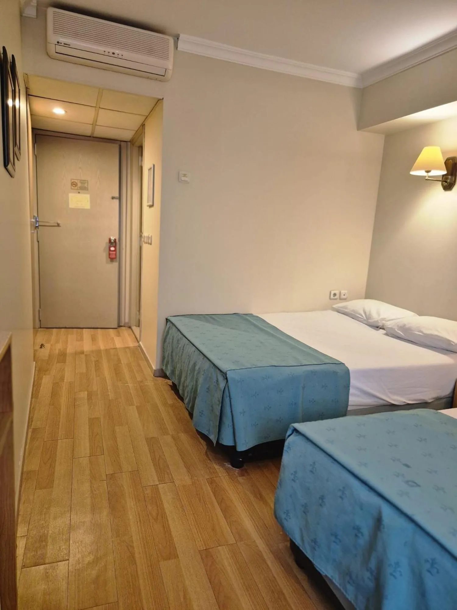 Bed in Haydarpasa Hotel