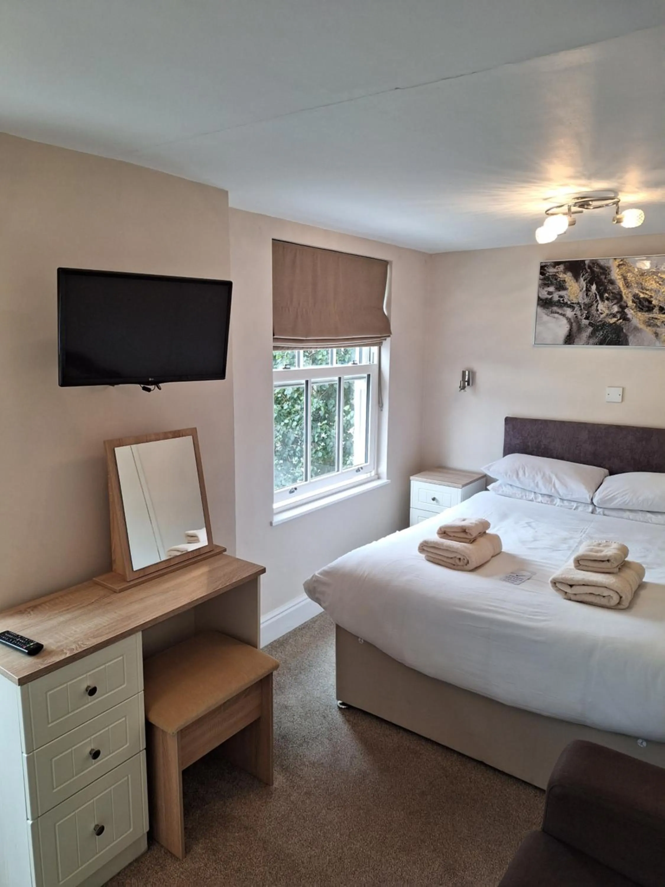 Bed in Ferndale Lodge