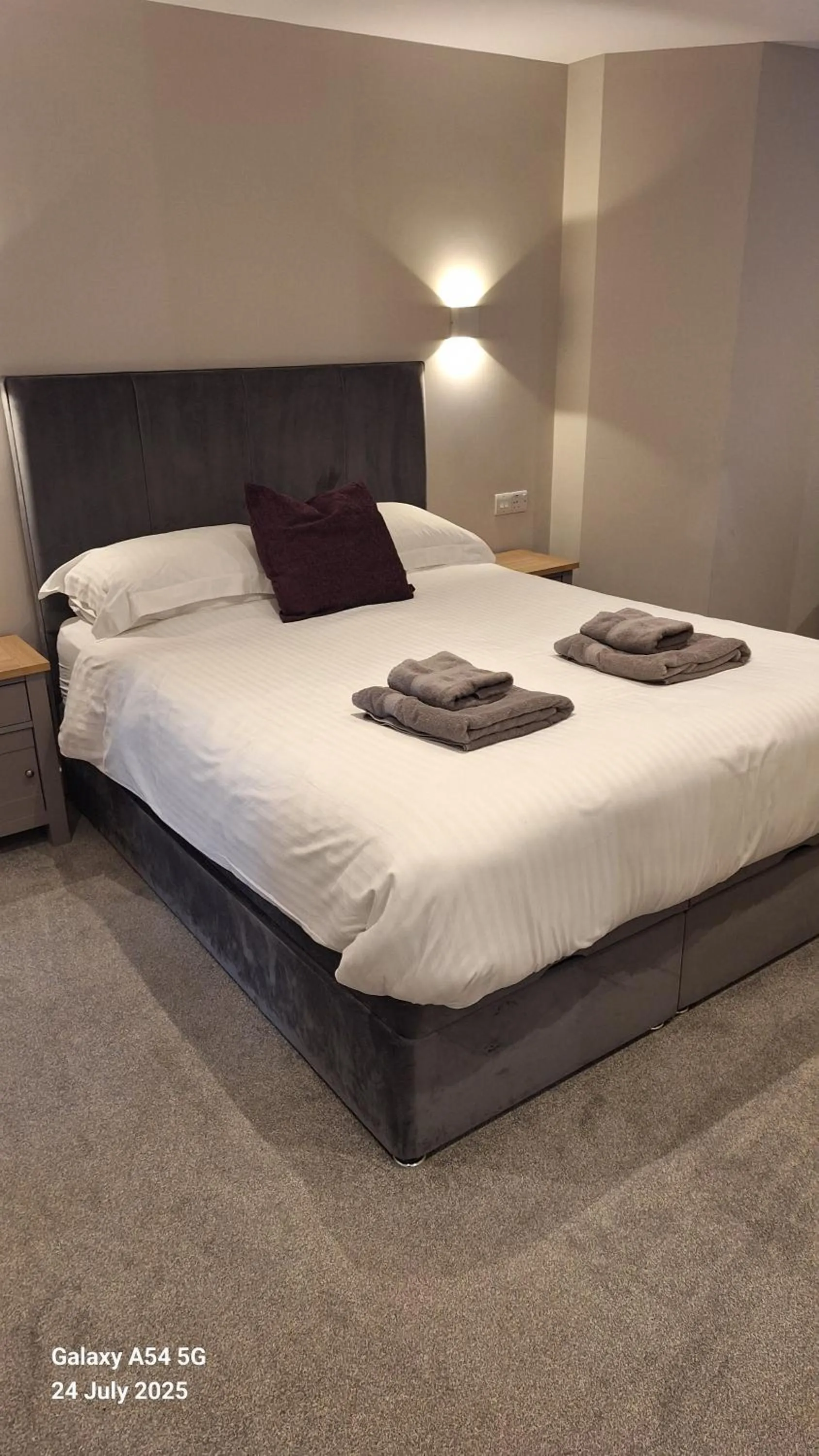 Bed in Ferndale Lodge