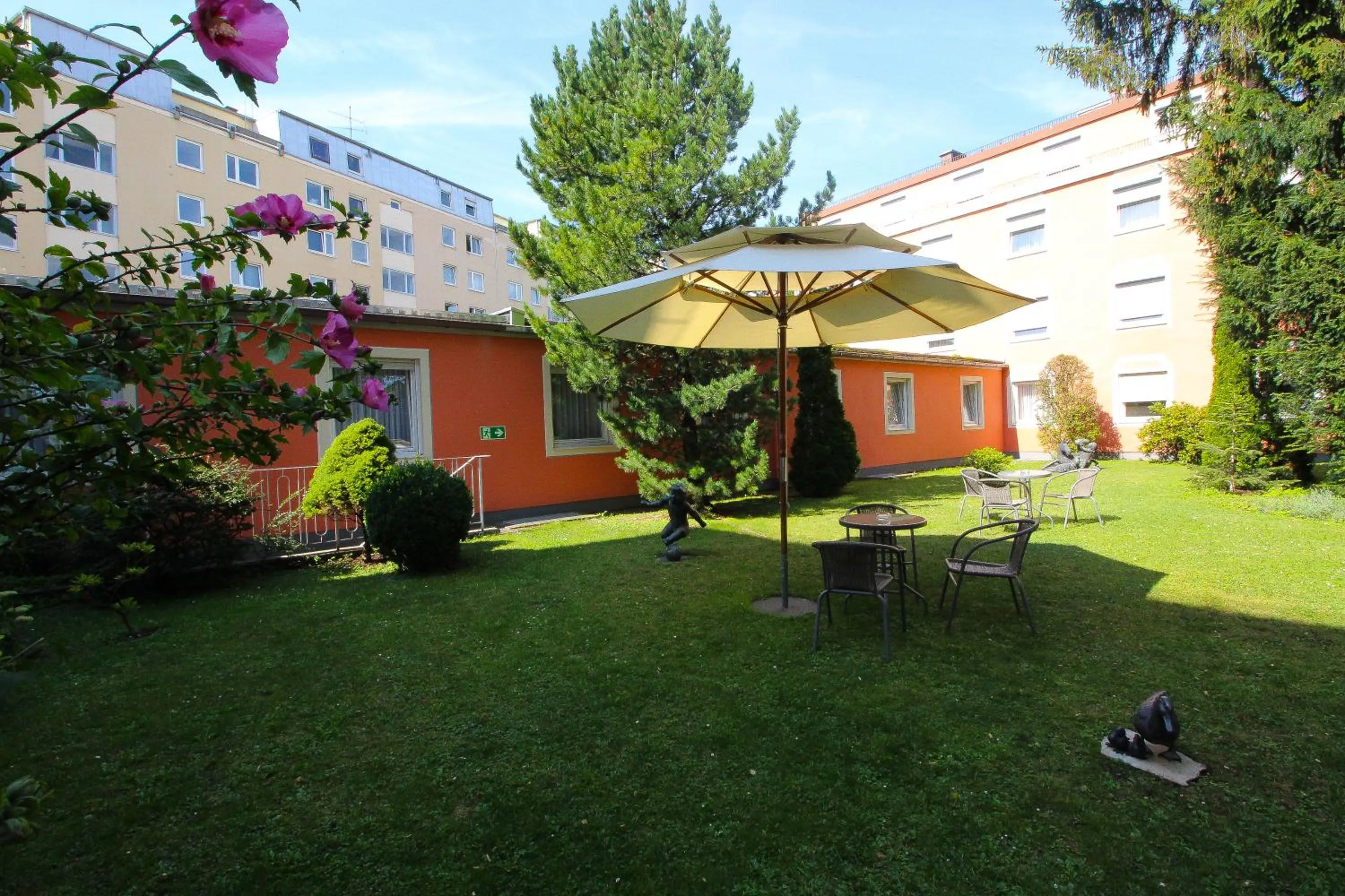 Garden in Hotel Leopold