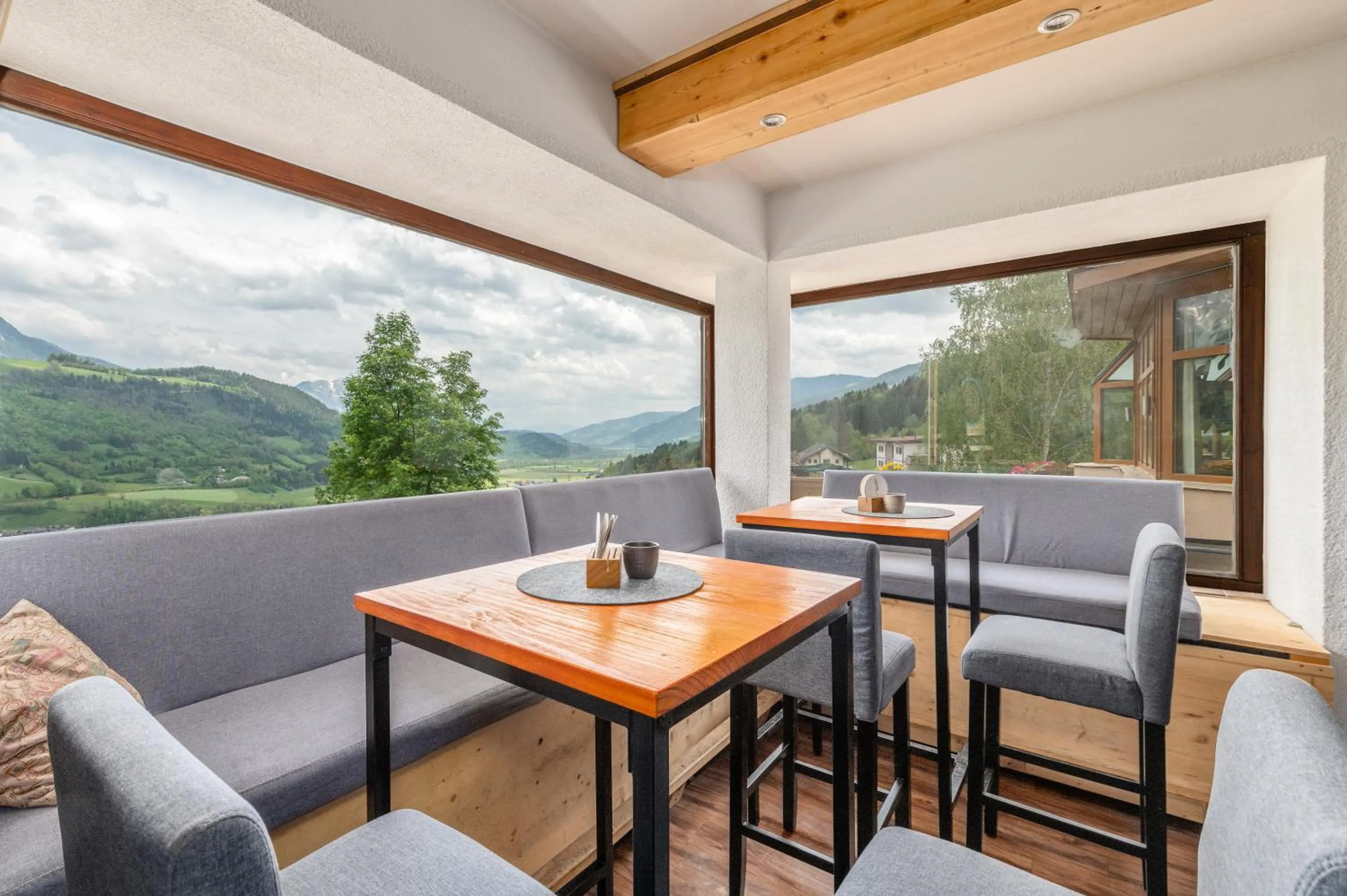 Lounge or bar in Panoramahotel Stocker