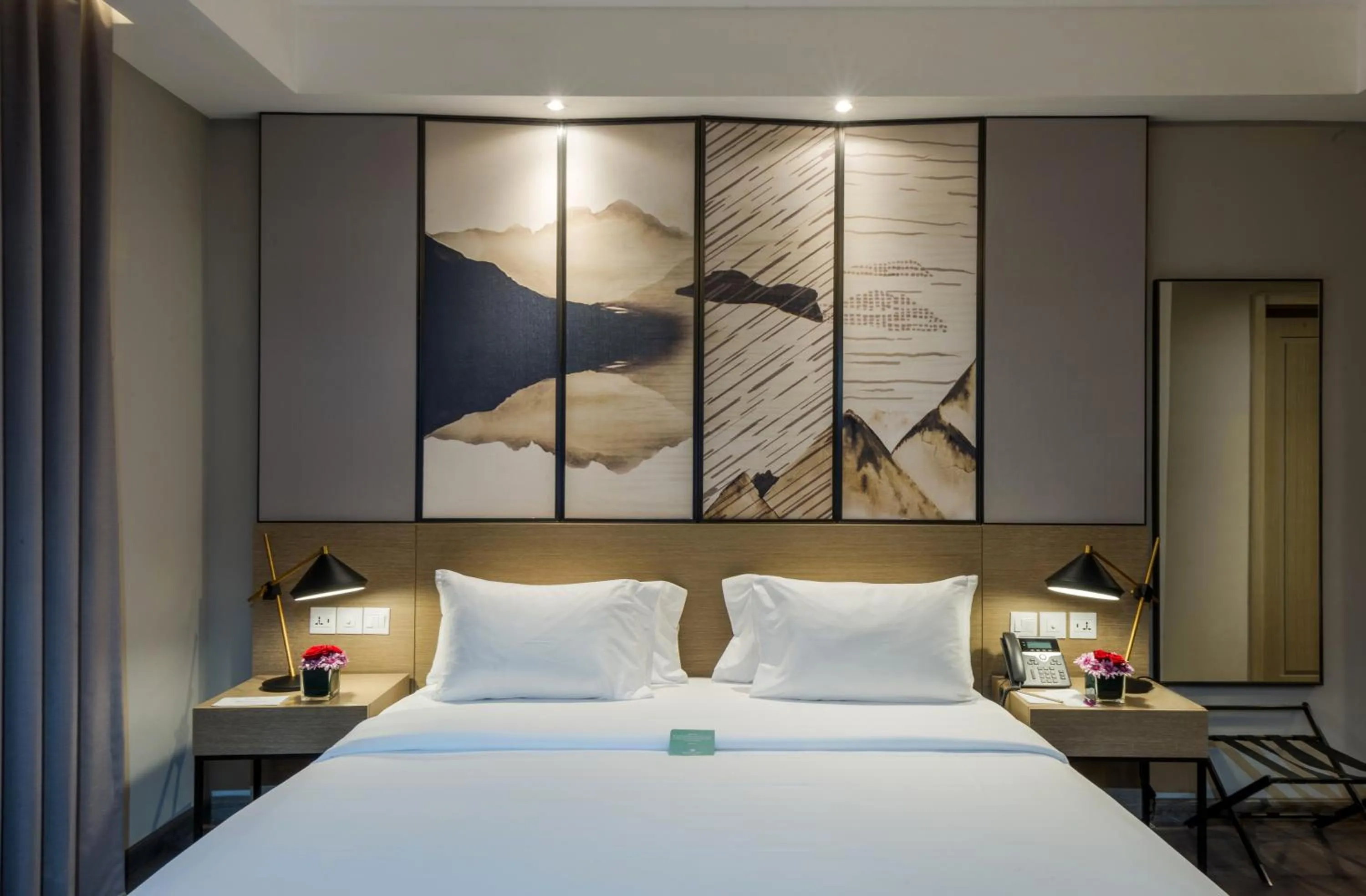 Bed in Boudl Al Corniche