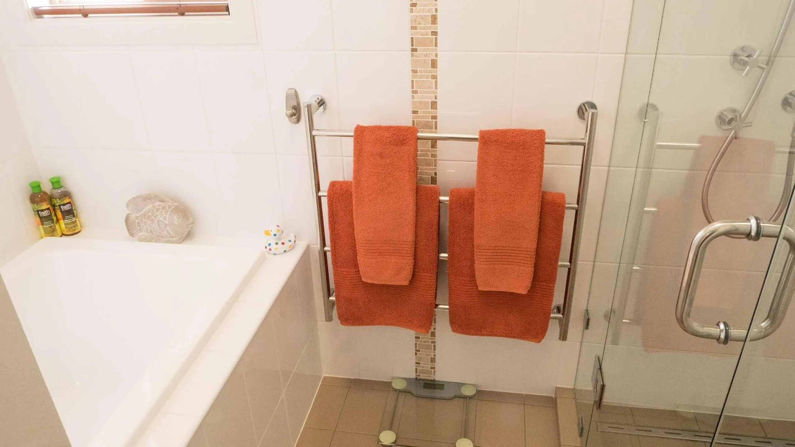 Bathroom in Rezare House Bed & Breakfast