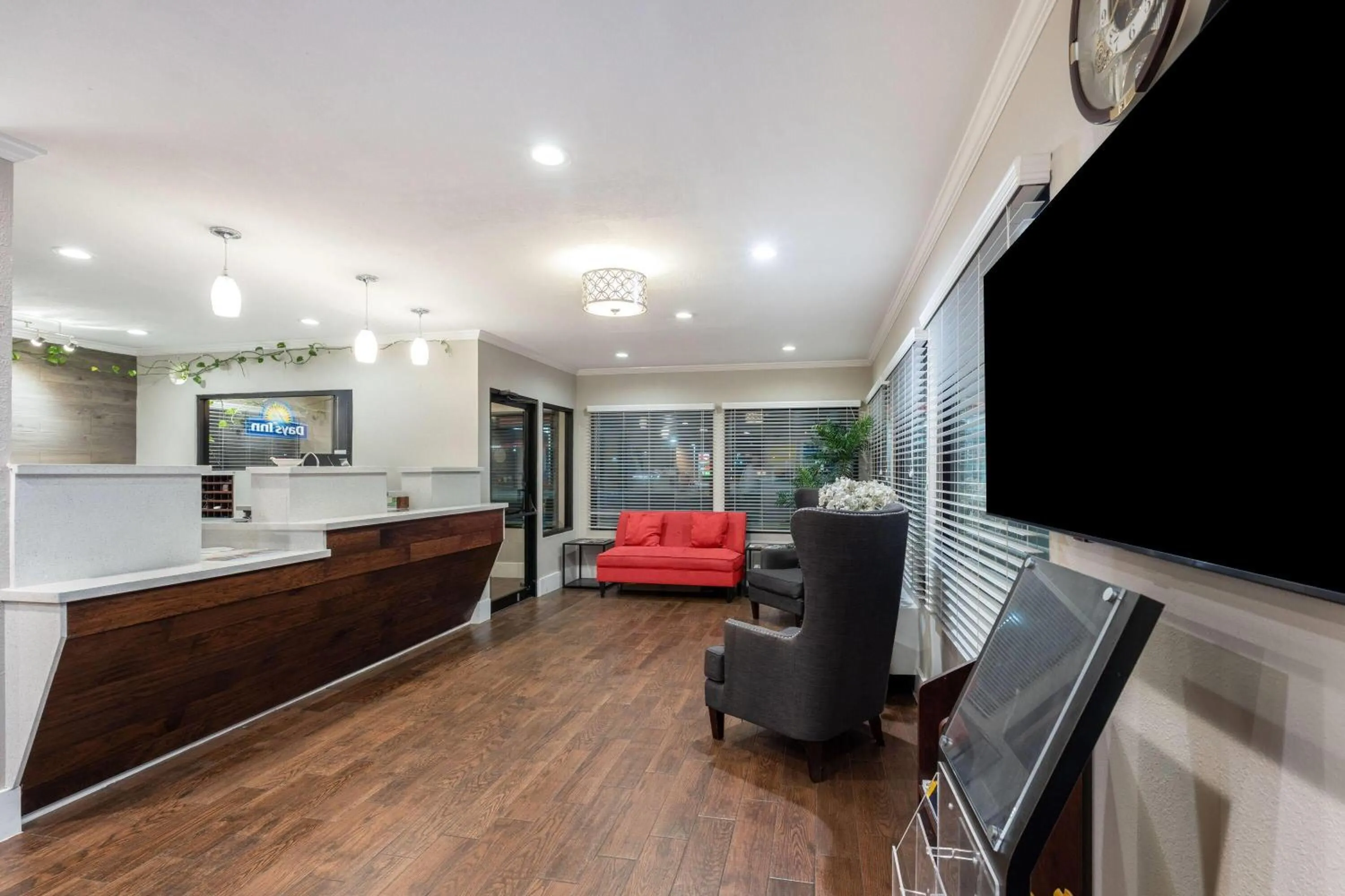 Lobby or reception in Days Inn by Wyndham Bainbridge