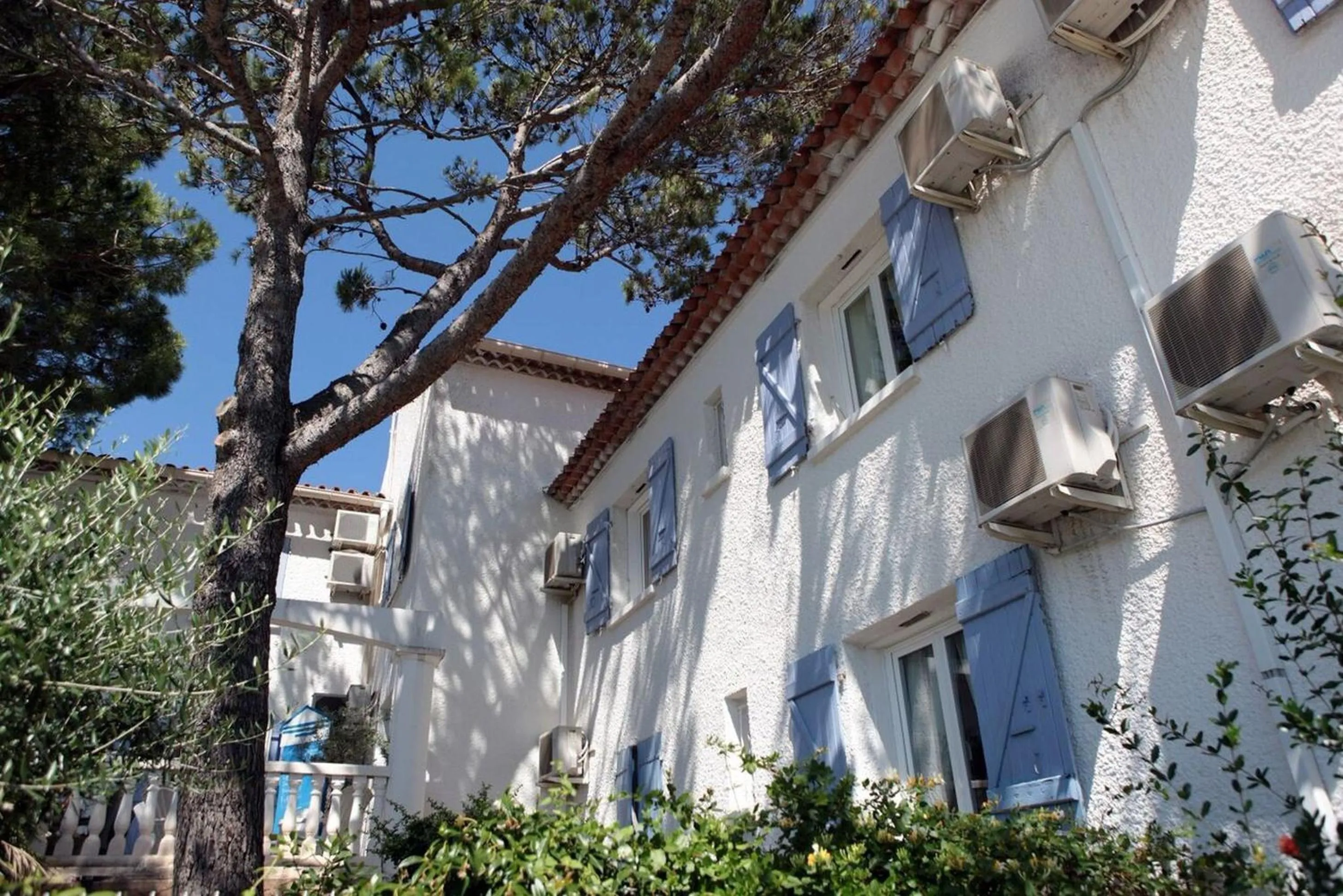 Property building in Le Sarac Hôtel