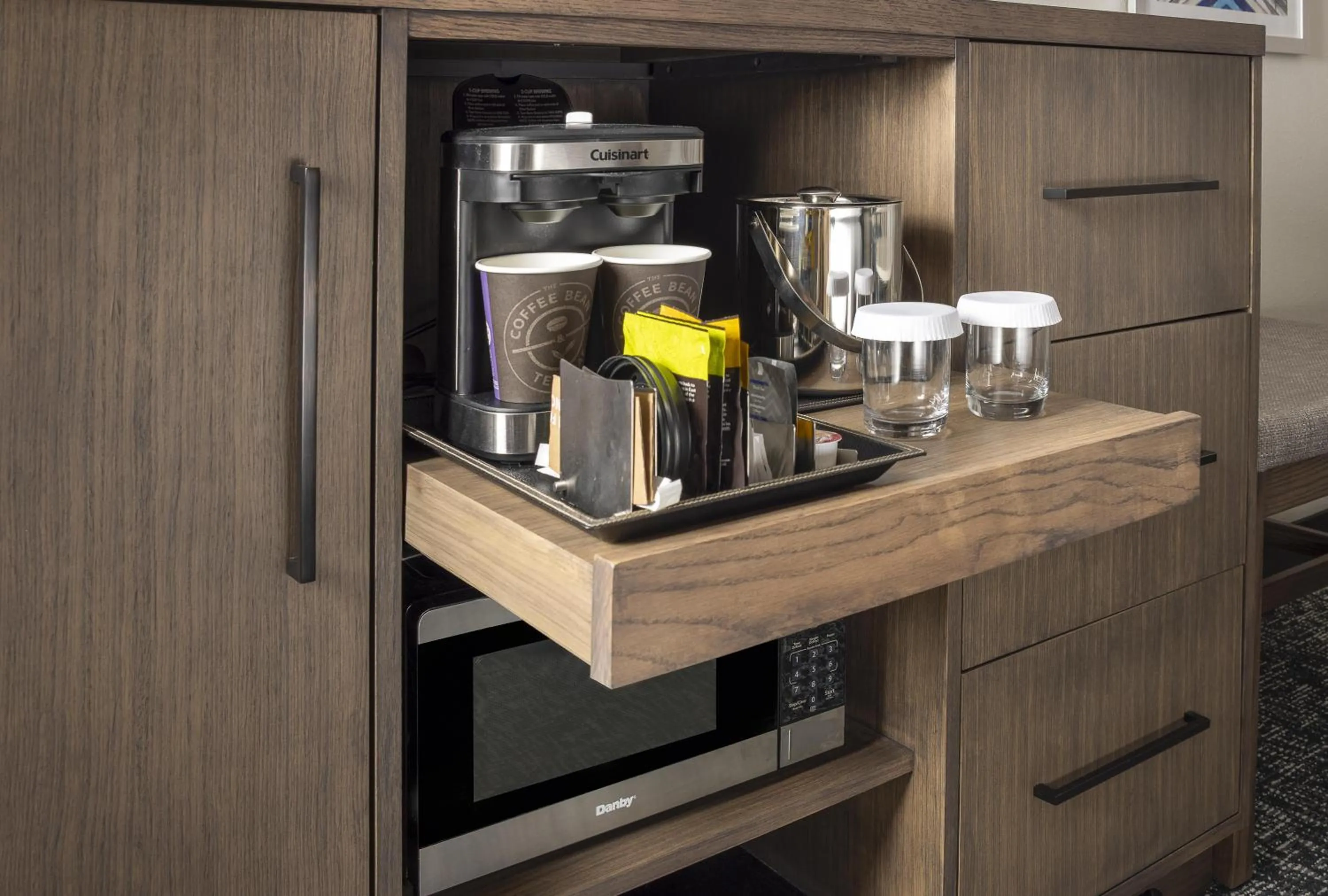 Photo of the whole room in DoubleTree by Hilton Murfreesboro