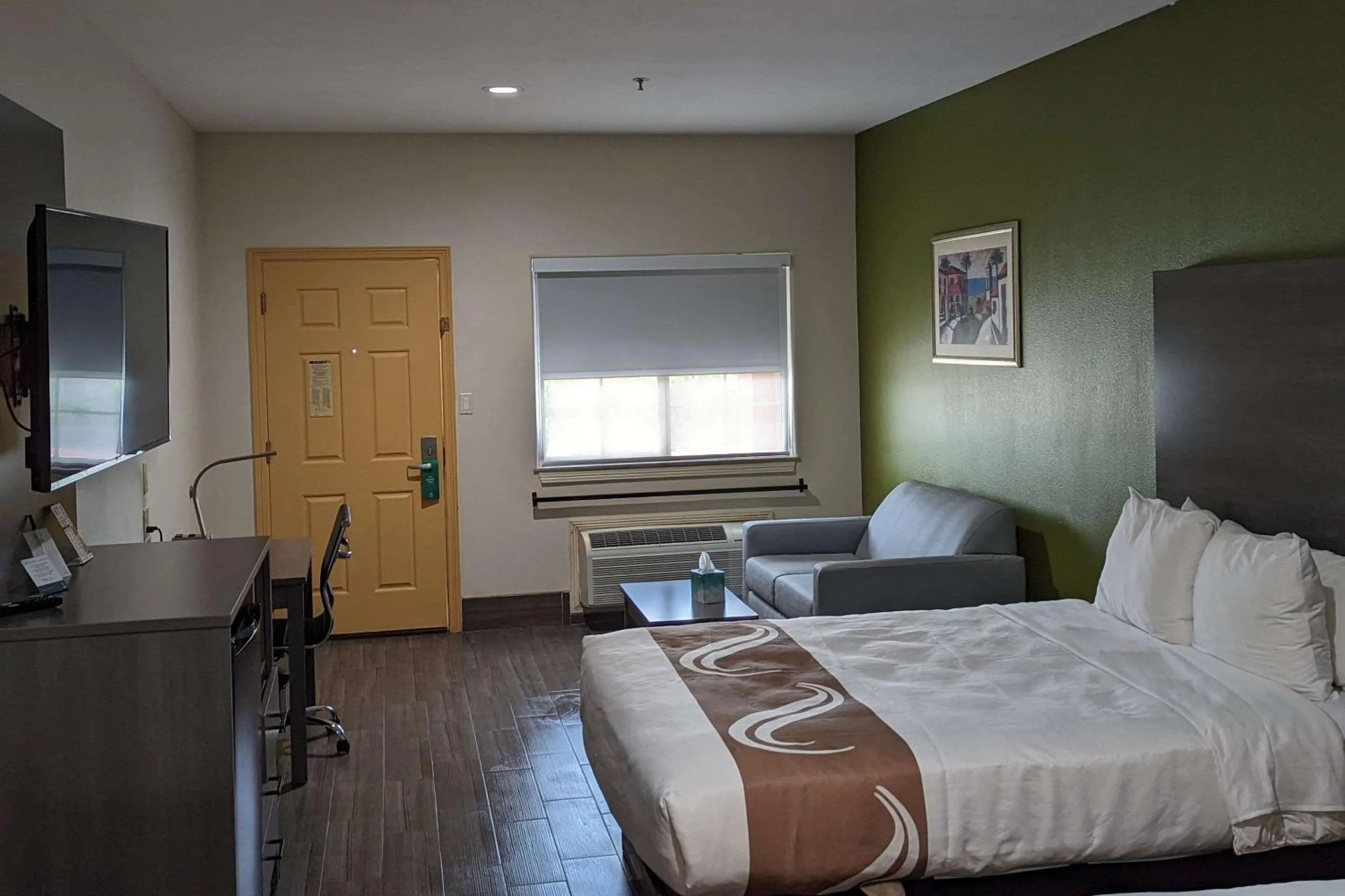 Bedroom, Bed in Quality Inn Brownsville