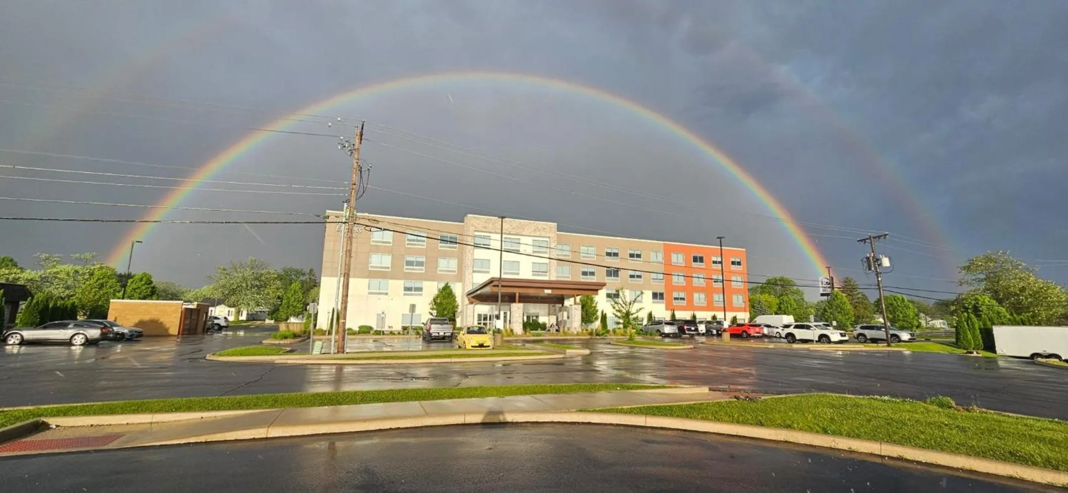 Property building in Holiday Inn Express & Suites - Marion by IHG