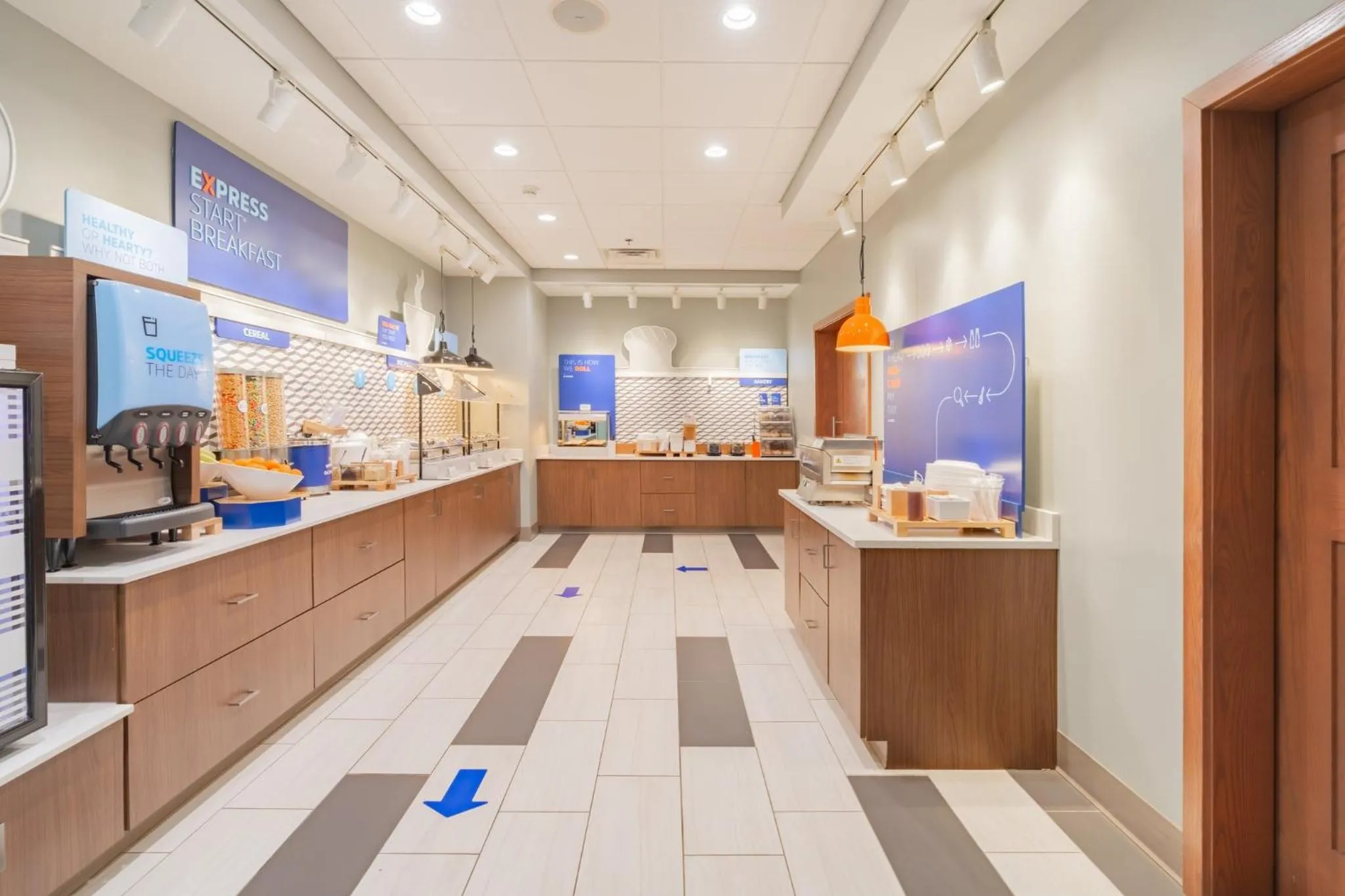 Breakfast in Holiday Inn Express & Suites - Marion by IHG