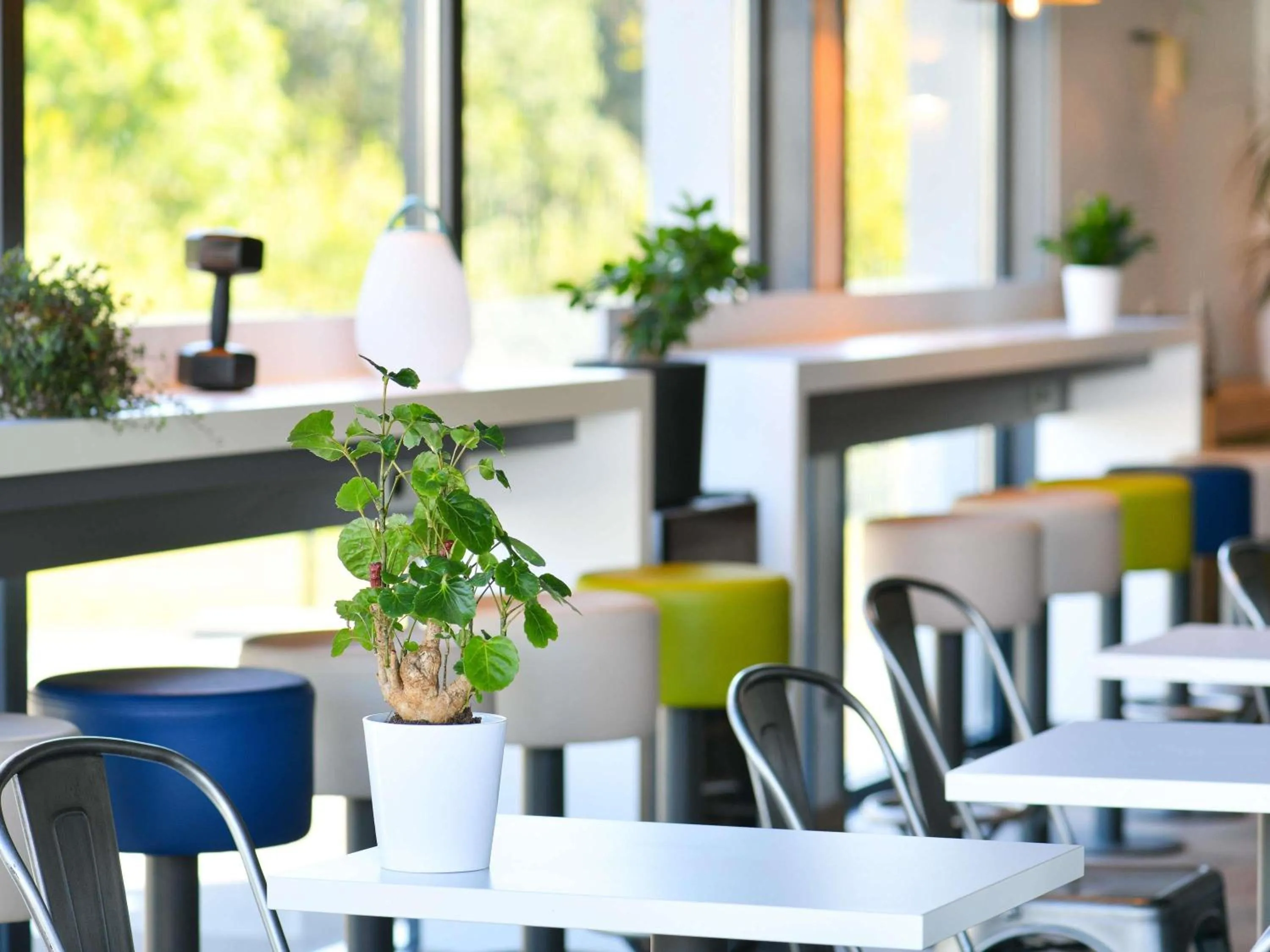 Property building in ibis Budget Mâcon Crêches