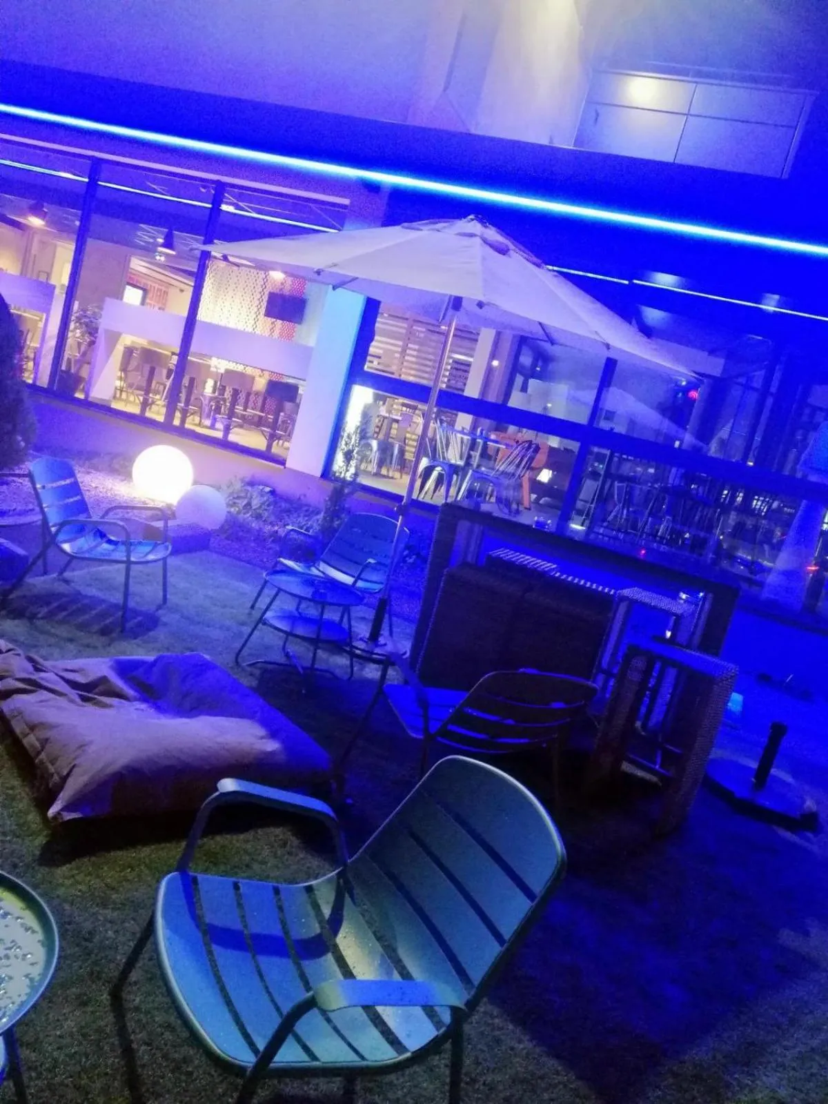 Balcony/Terrace in ibis Budget Mâcon Crêches