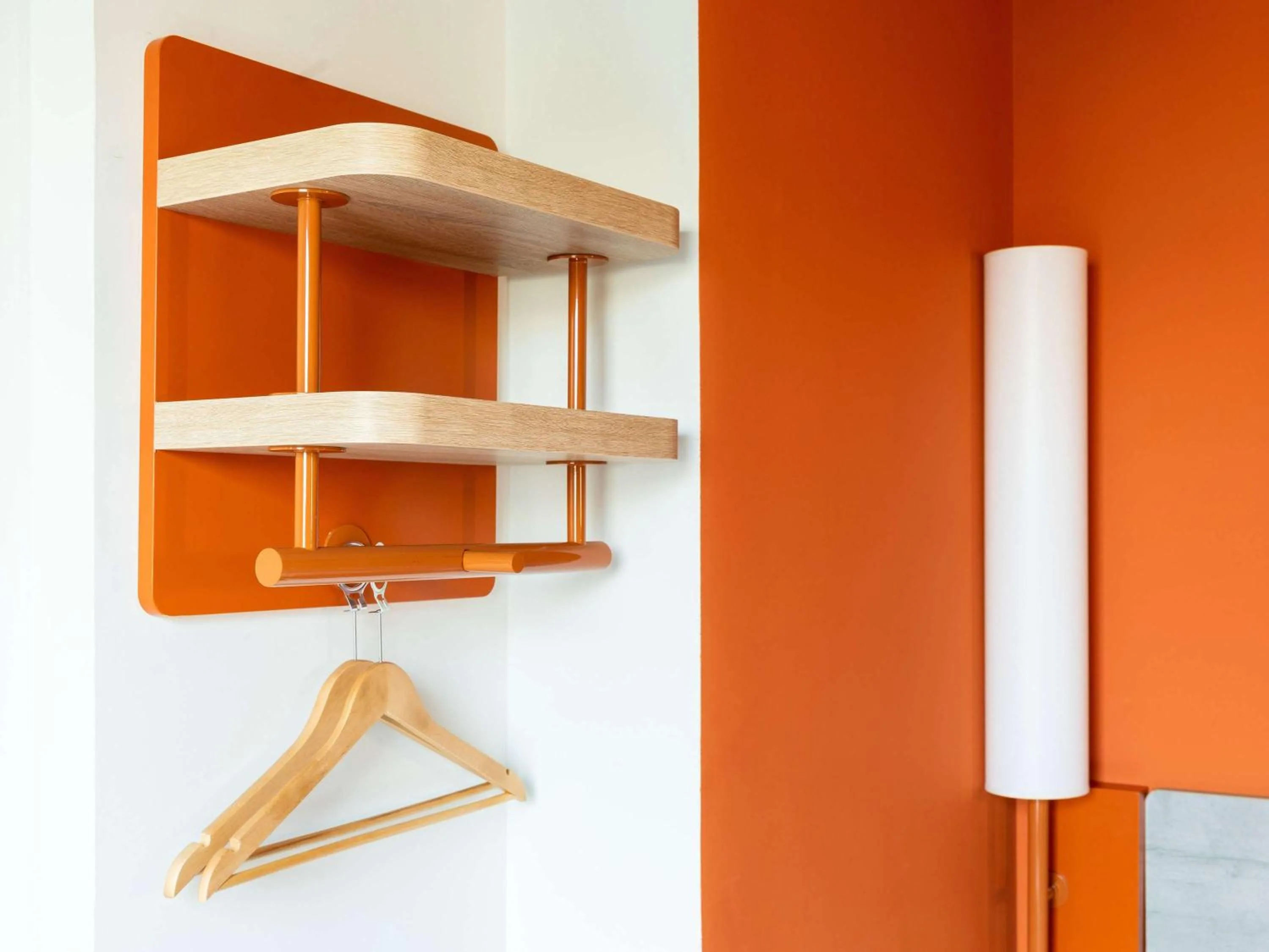 Accesible - Two Beds in ibis budget Madrid Centro Lavapies