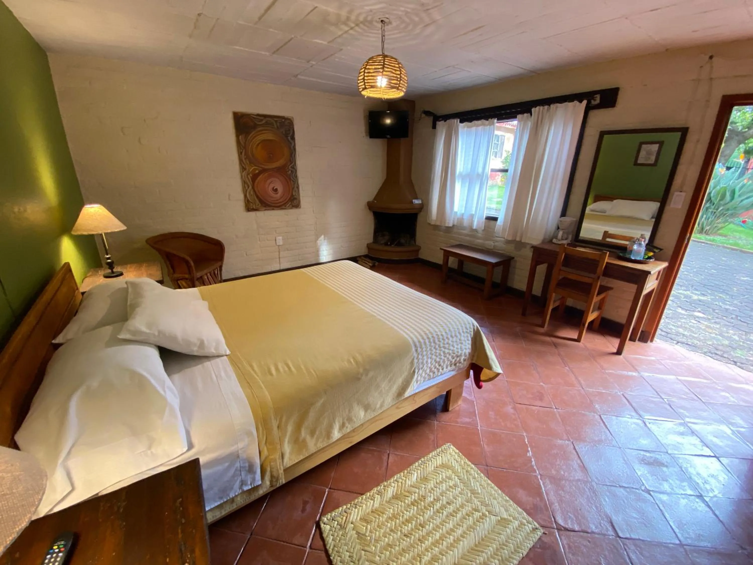 Photo of the whole room, Bed in Villa Patzcuaro Garden Hotel
