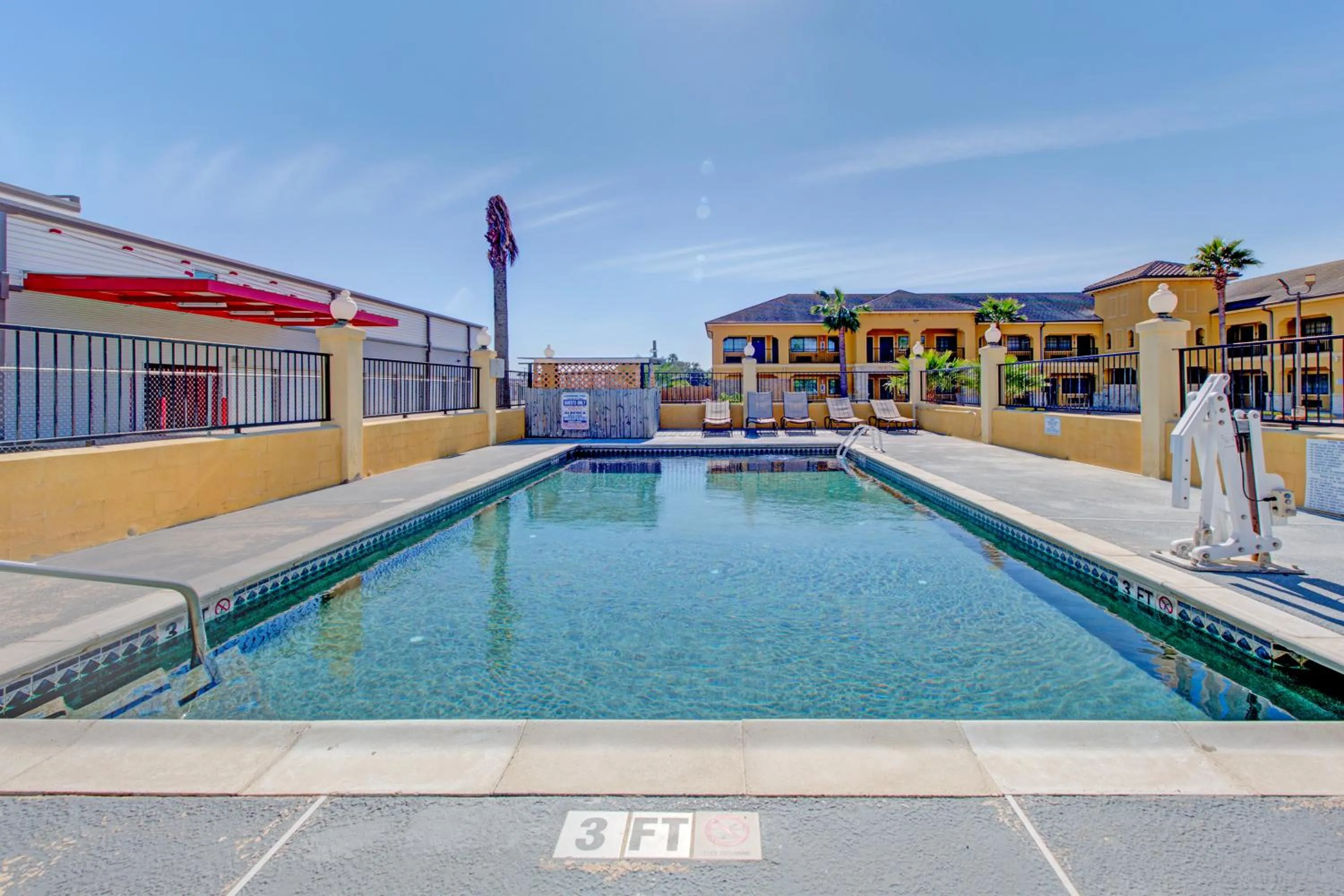 Swimming pool in Weslaco Inn by Capital O Near Mercedes