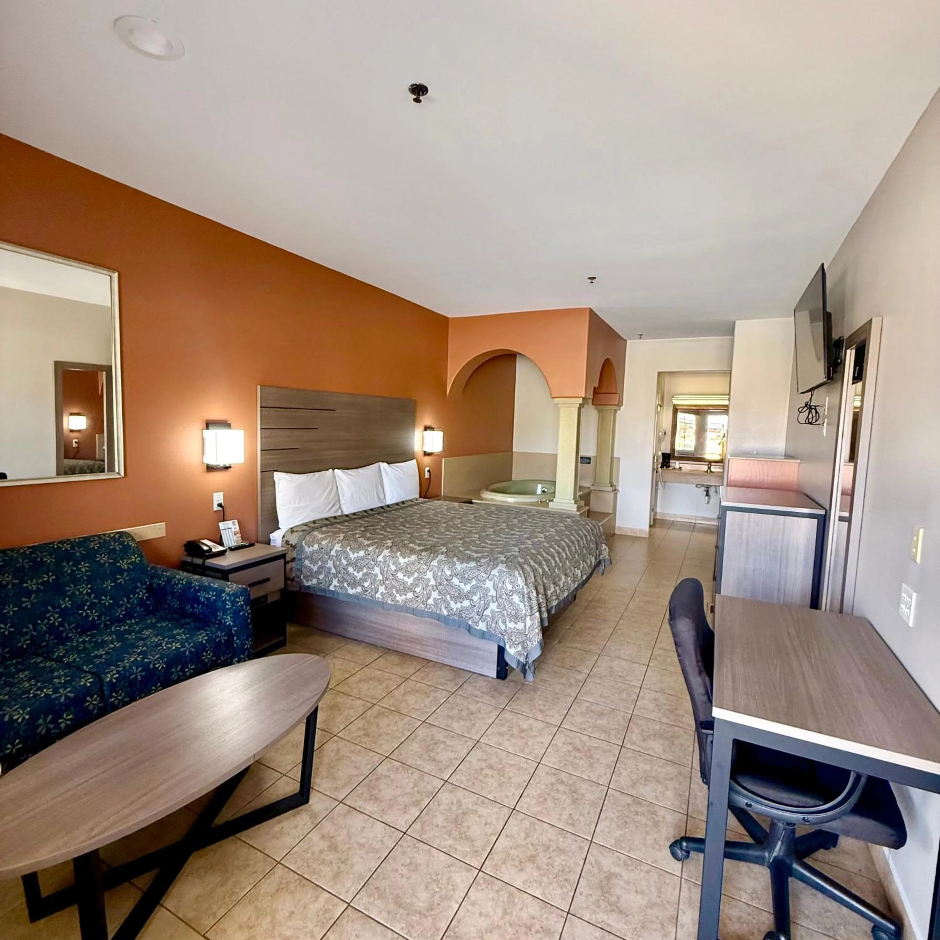 Bed in Weslaco Inn - Weslaco/Mercedes