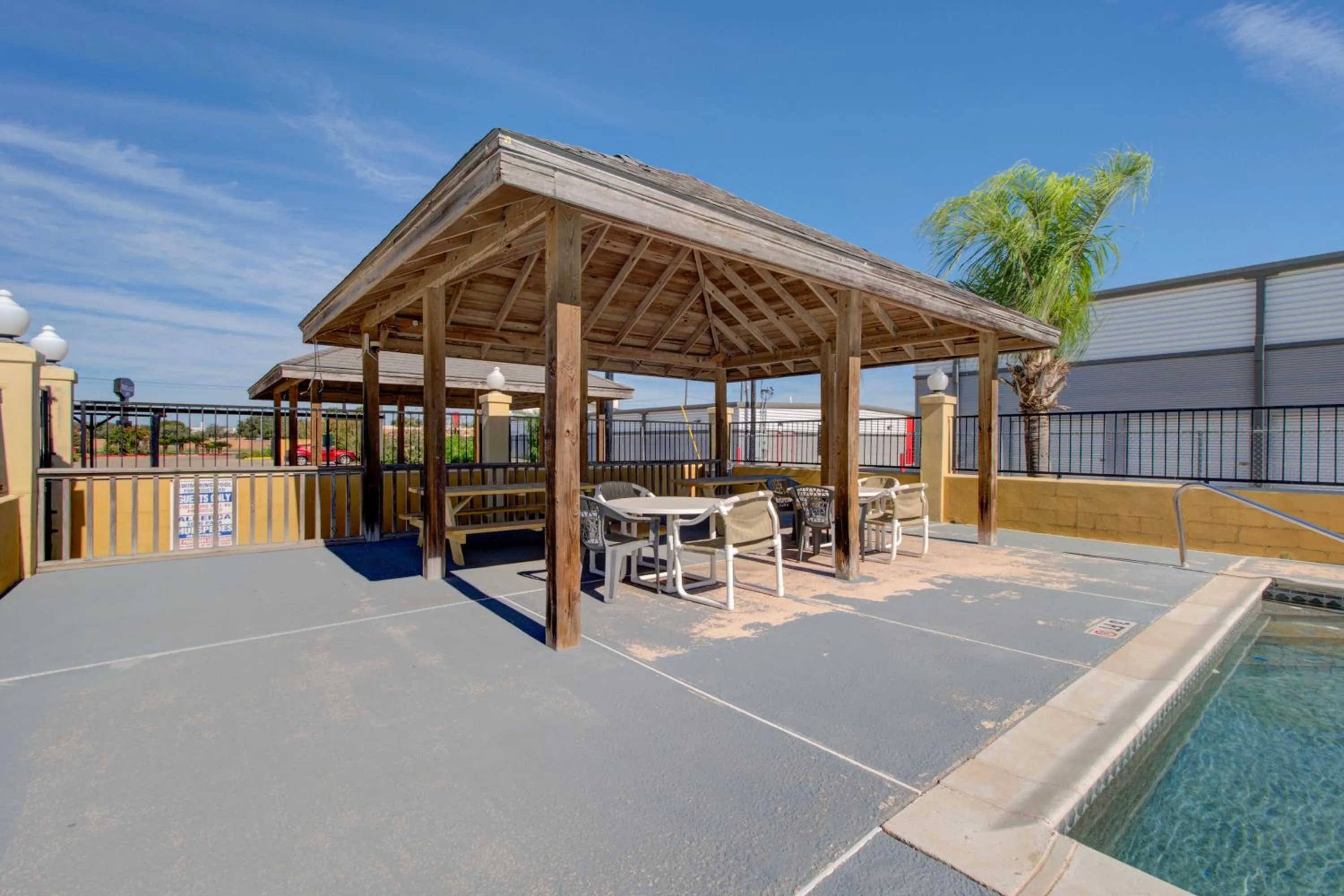 Area and facilities in Weslaco Inn by Capital O Near Mercedes