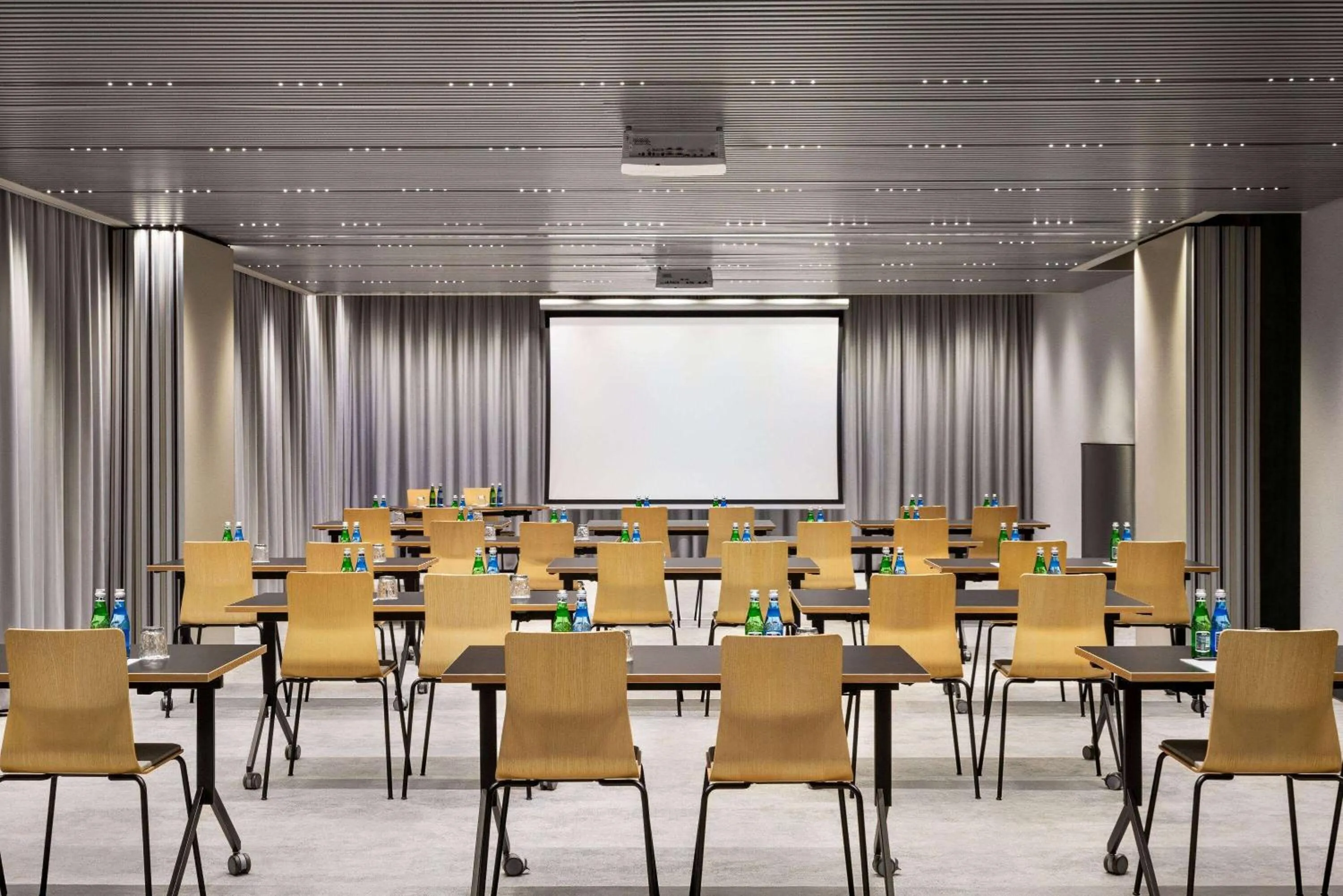 Meeting/conference room in Vienna House by Wyndham Mokotow Warsaw