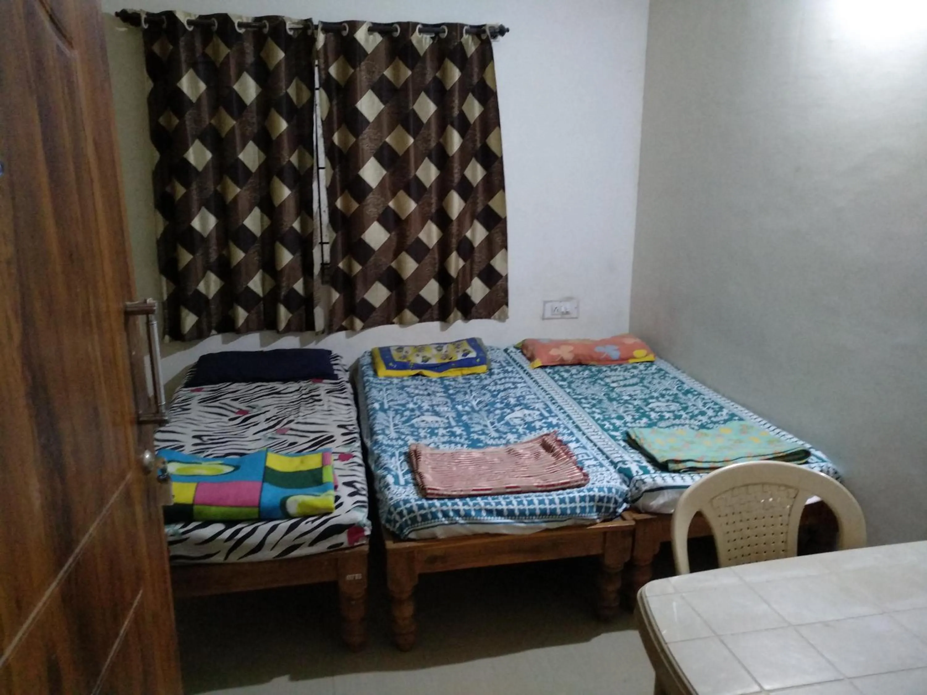 Bedroom, Bed in Professionals Pride PG