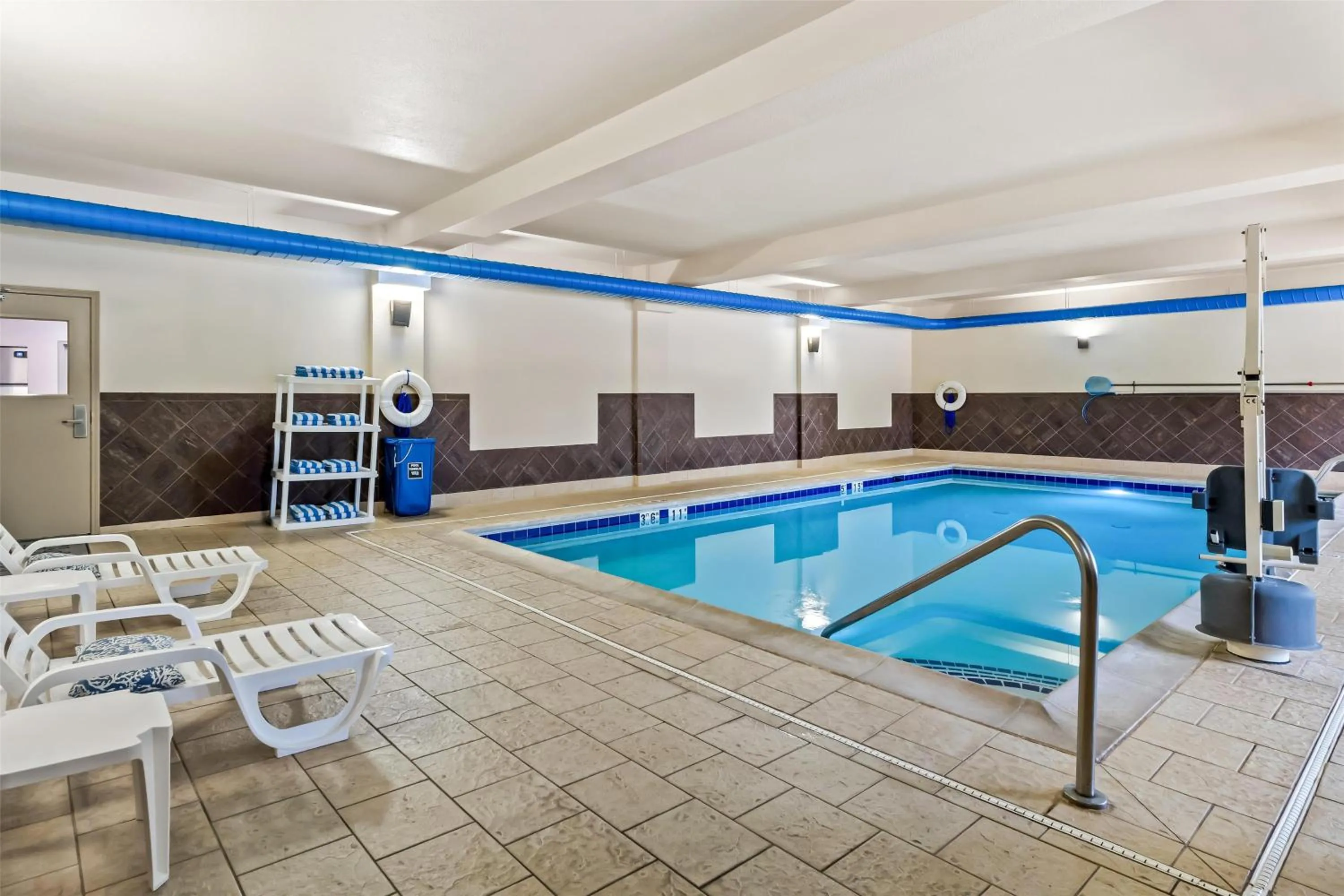 Pool view in Hampton Inn Laramie