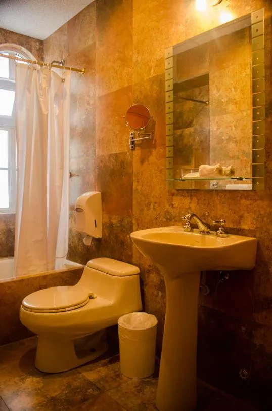 Bathroom in Hotel La Casona