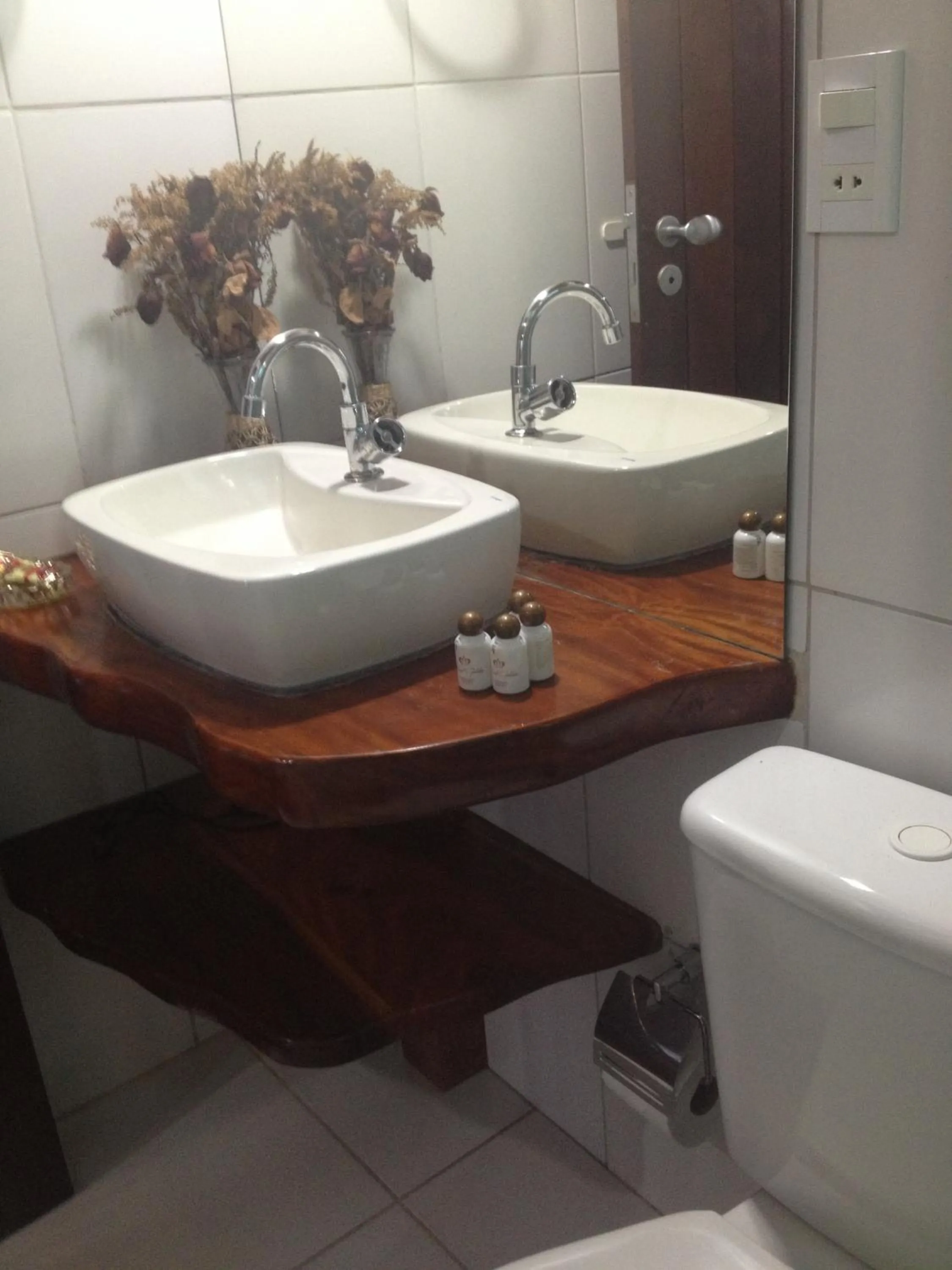 Bathroom in Pousada Funny