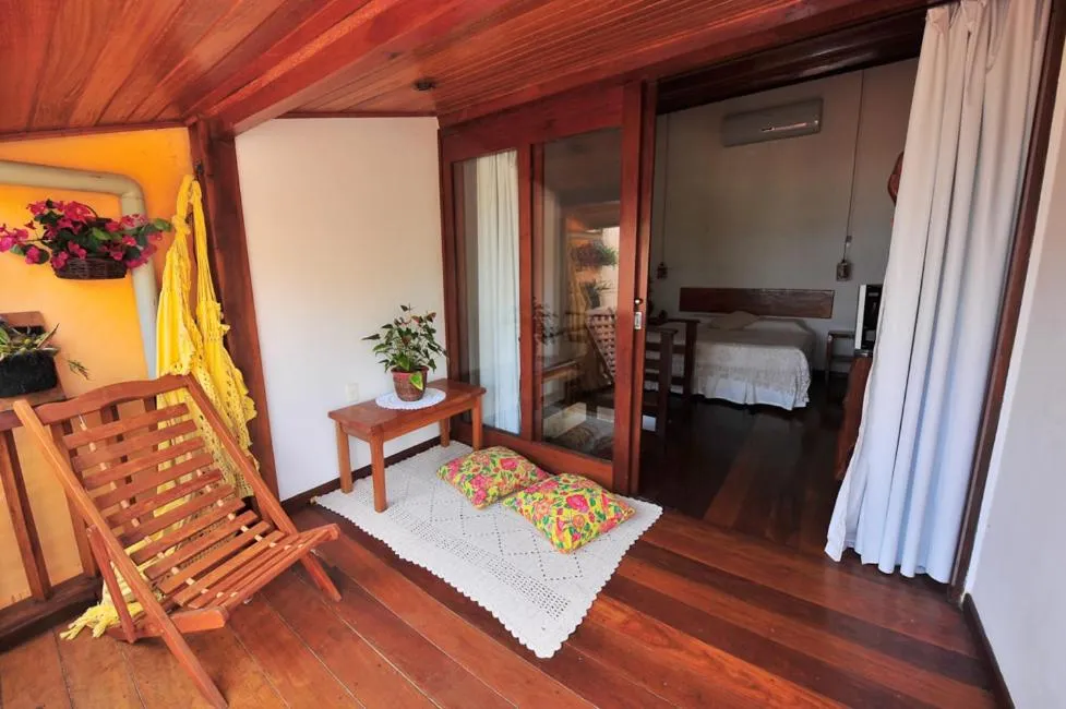 Bathroom, Bed in Pousada Funny