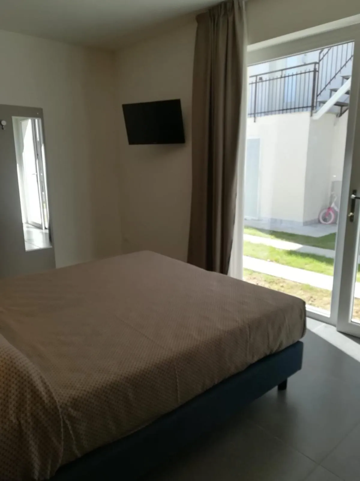 Bed in Garda Guest House