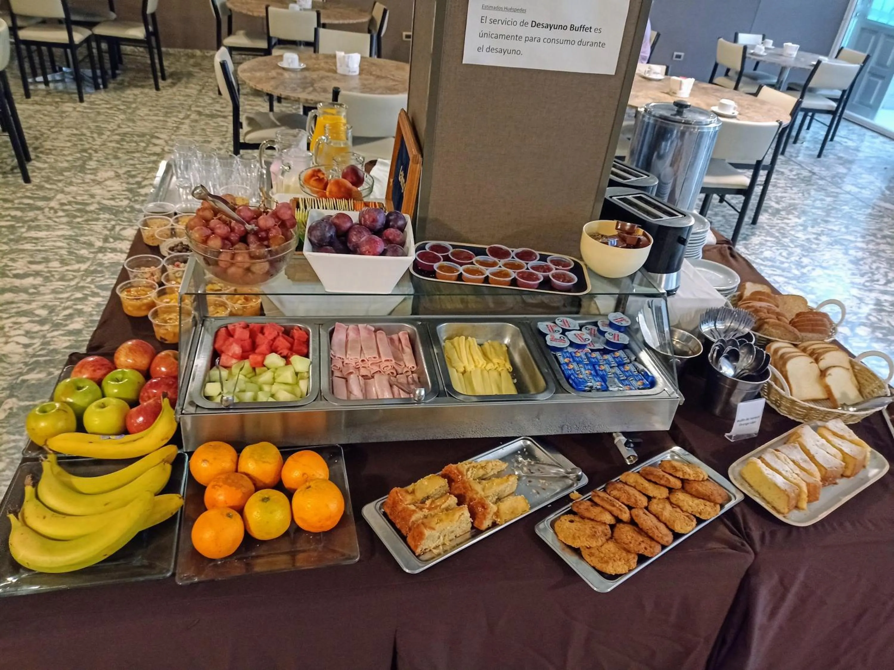 Breakfast in Hotel Nutibara