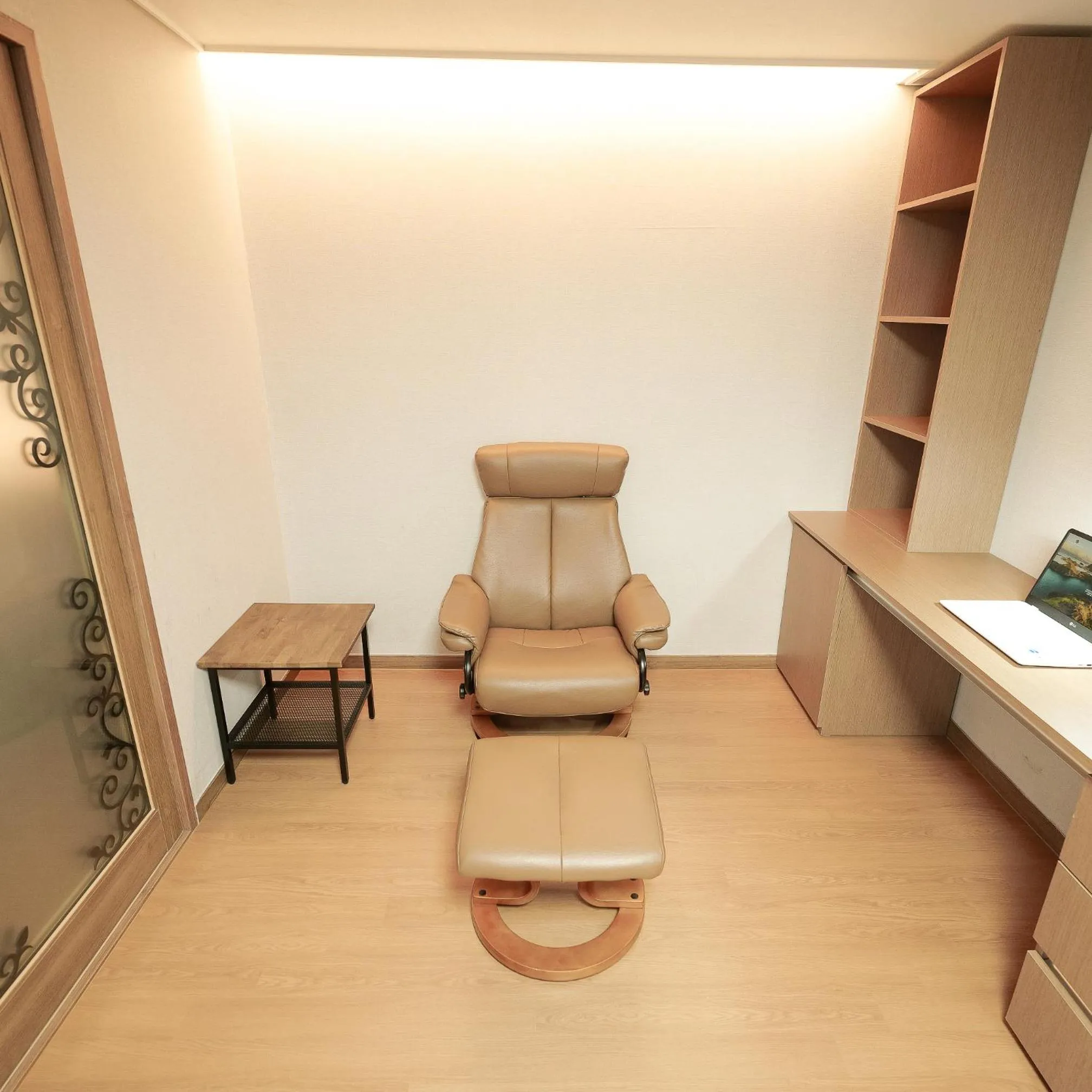 Decorative detail in Residence Hotel K Okpo