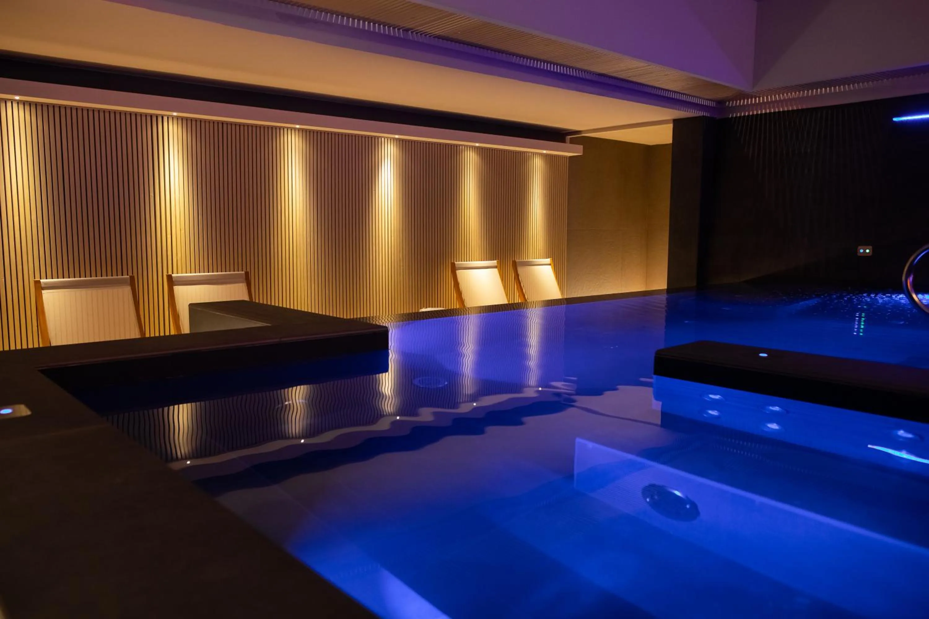 Swimming pool in Moma Hotel Wellness & Spa