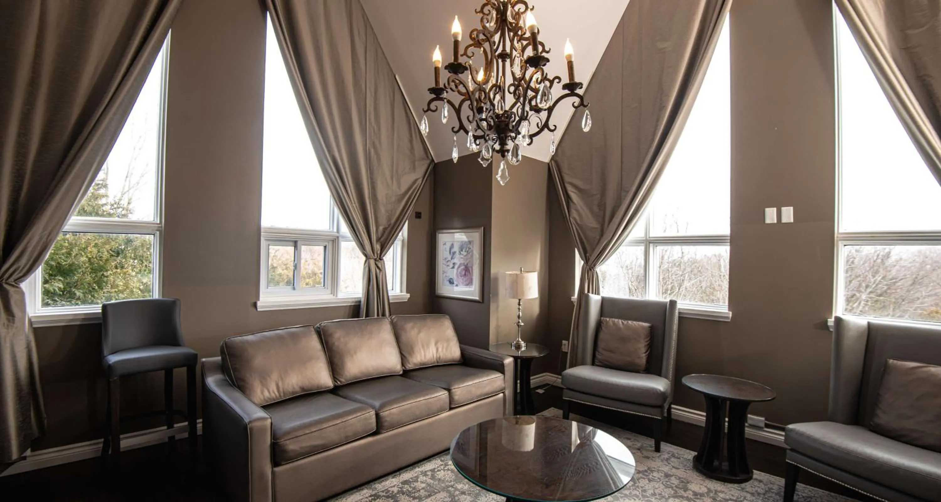 Bedroom in Elm Hurst Inn & Spa