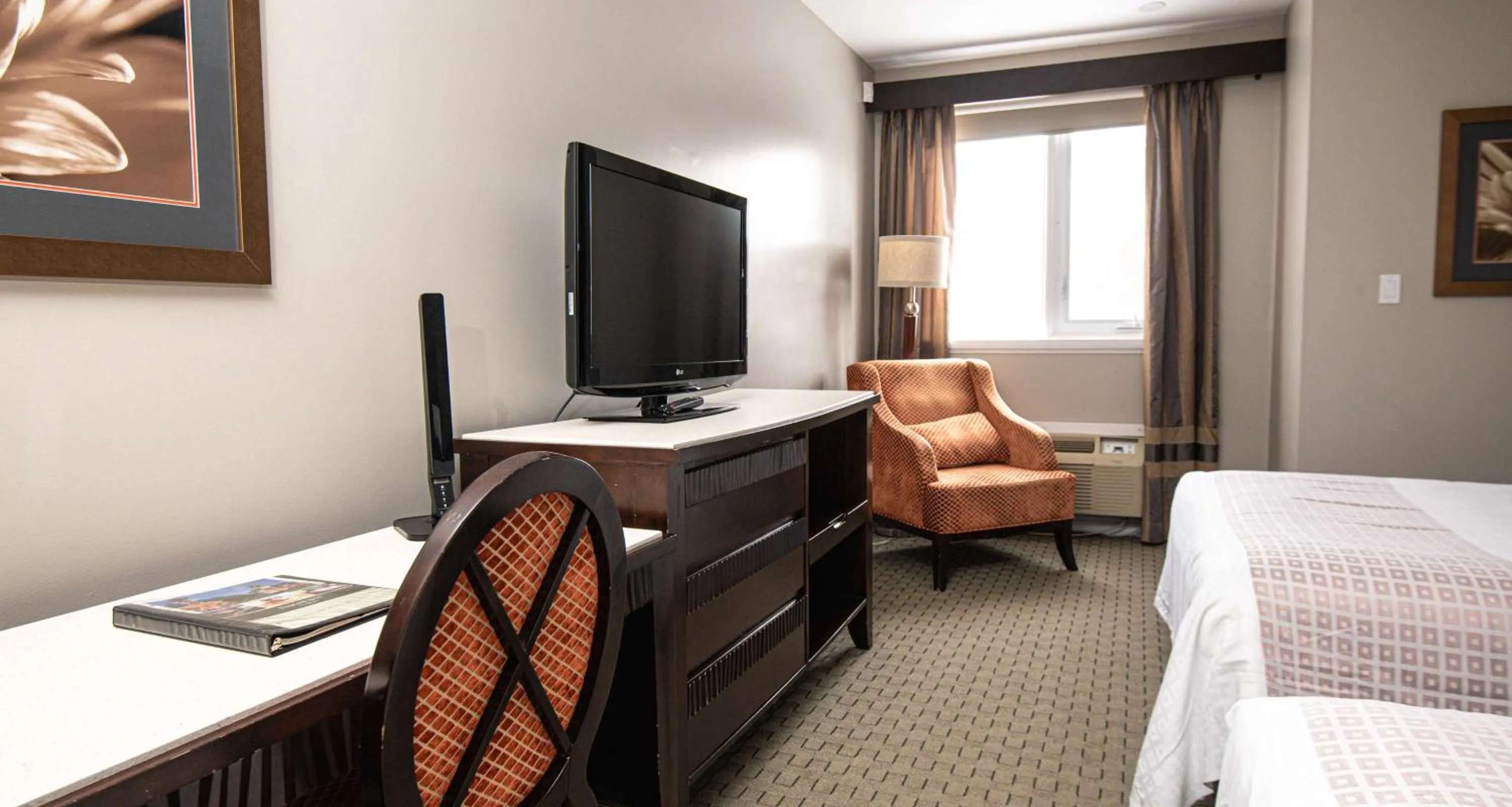 Bedroom, Bed in Elm Hurst Inn & Spa