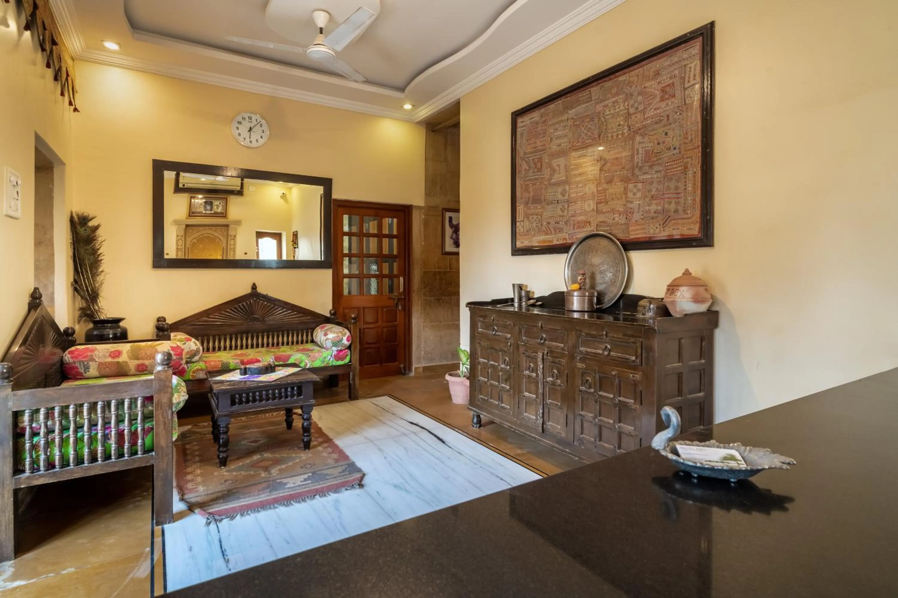 Text overlay in Hotel Fifu