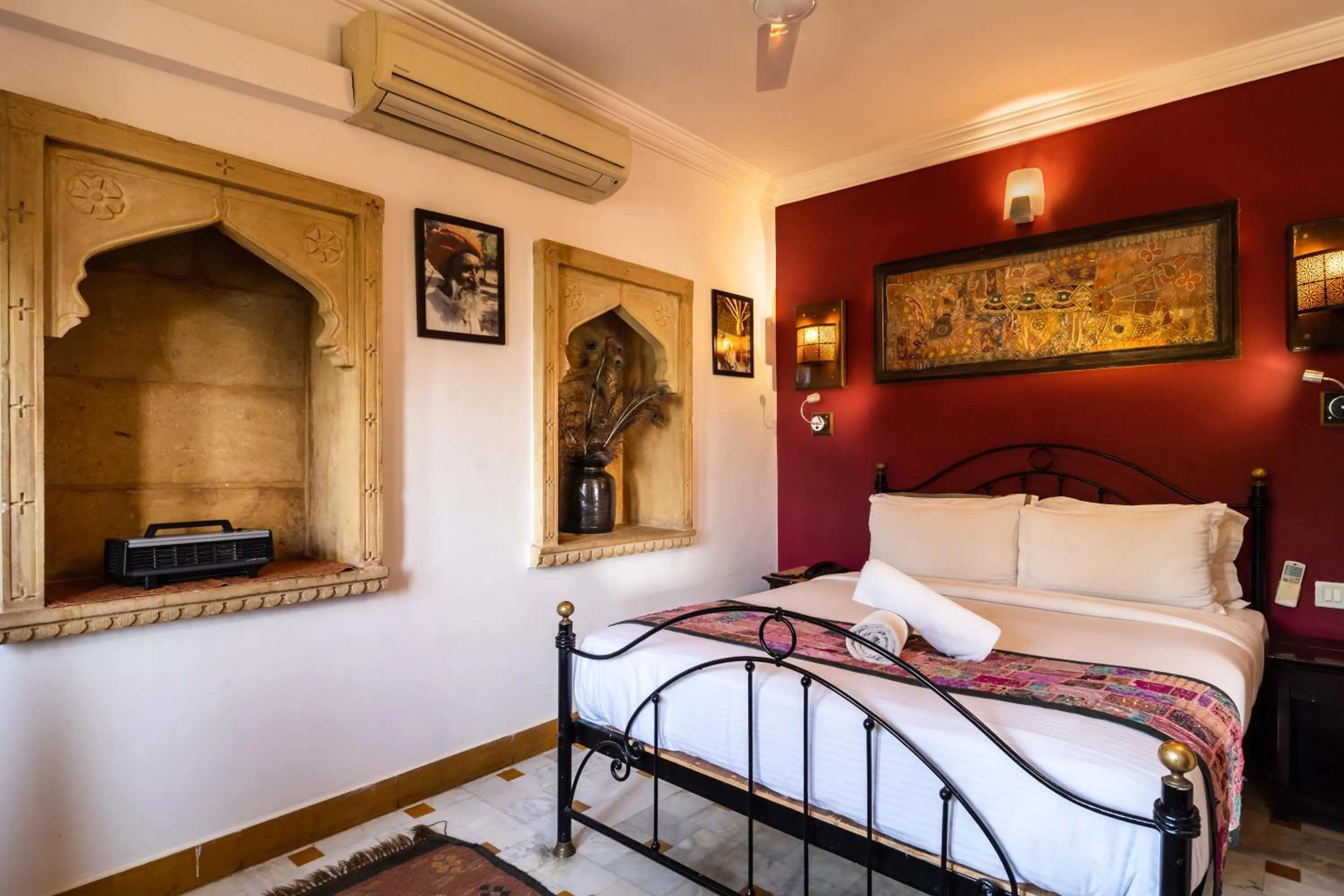 Bedroom, Bed in Hotel Fifu