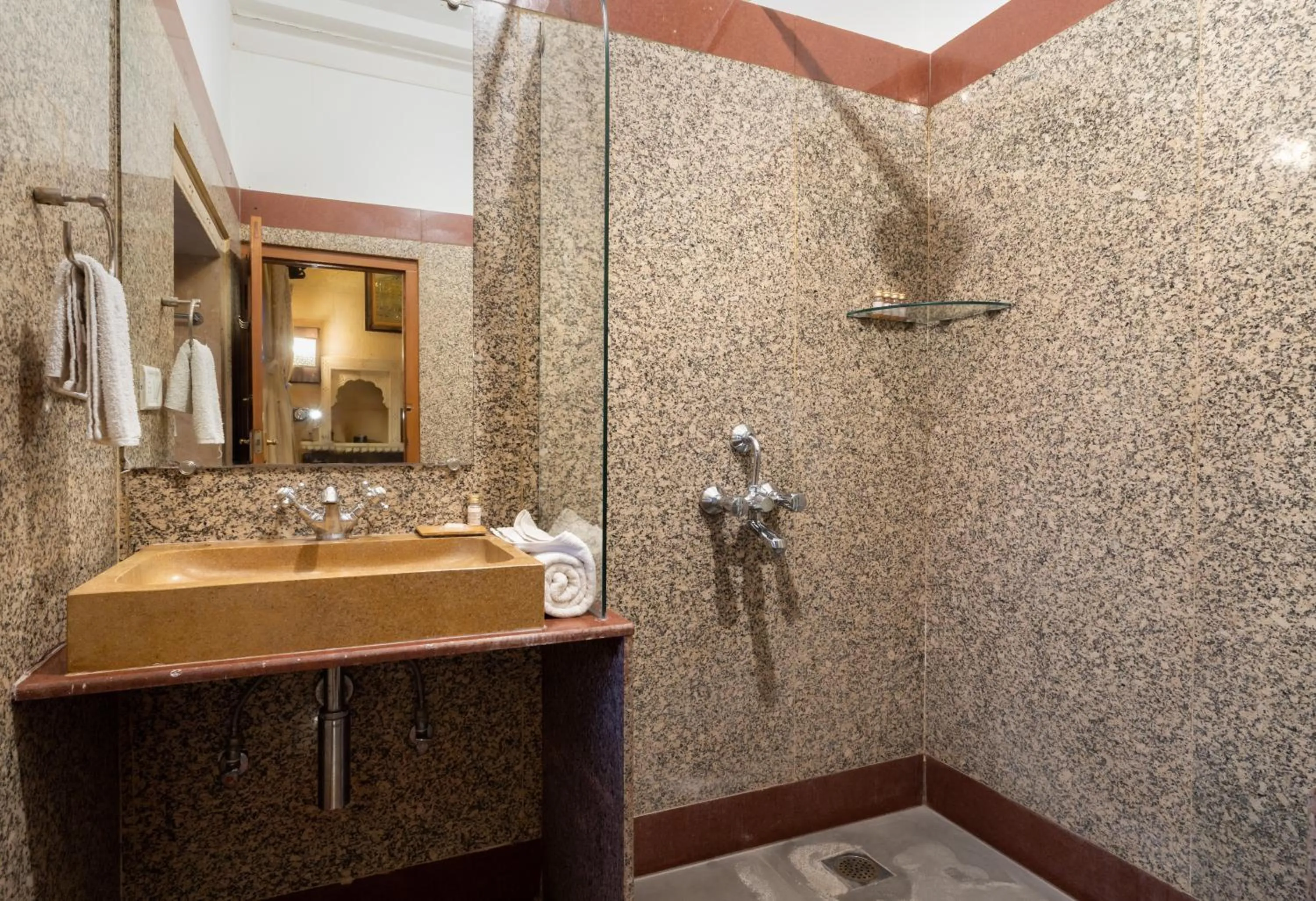 Bathroom in Hotel Fifu