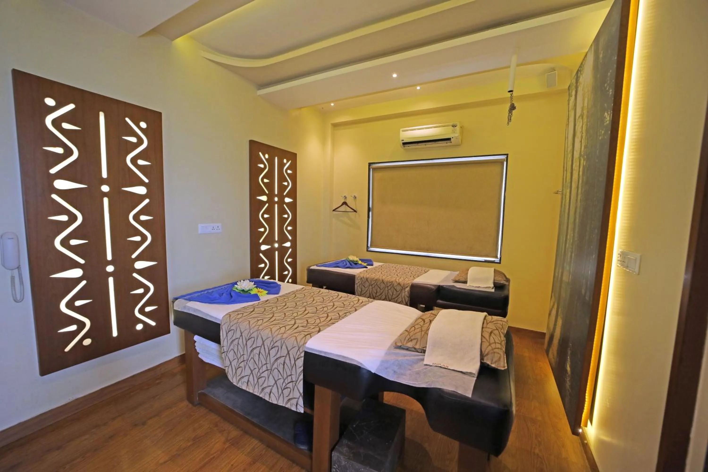 Spa and wellness centre/facilities in Amantra Comfort Hotel
