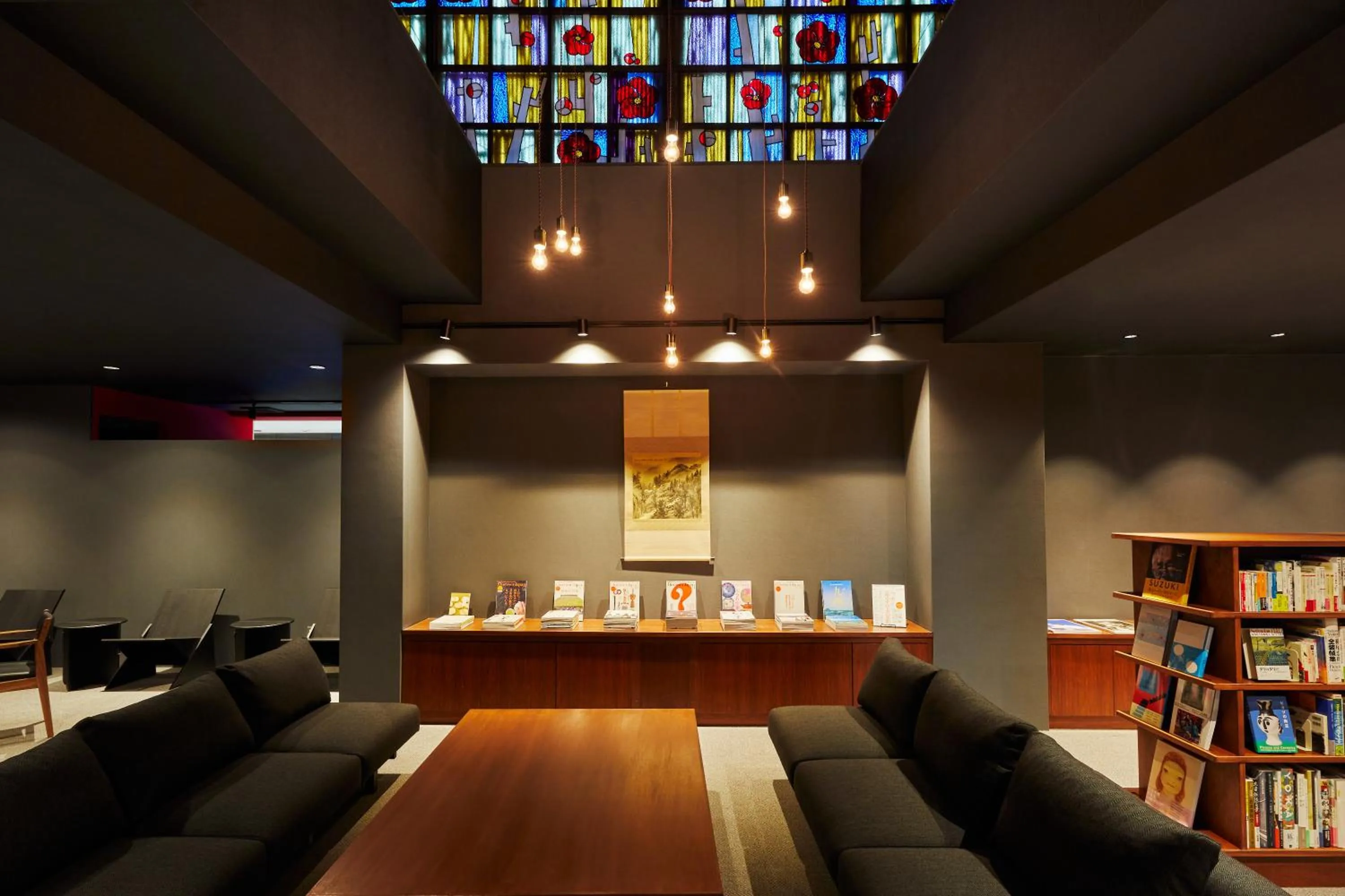 Library in Wataya Besso