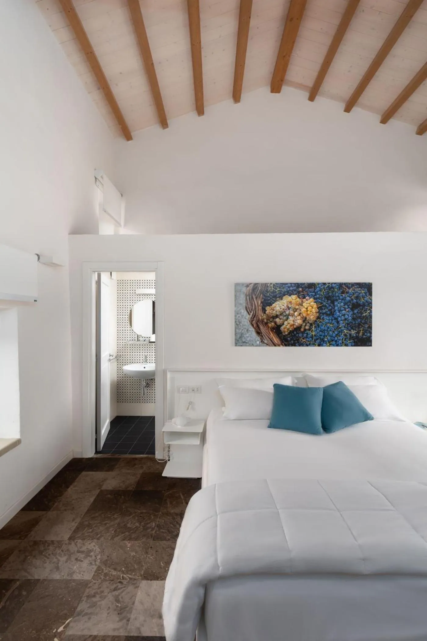 Bed in Borgo d'Orlando - Small Country Hotel