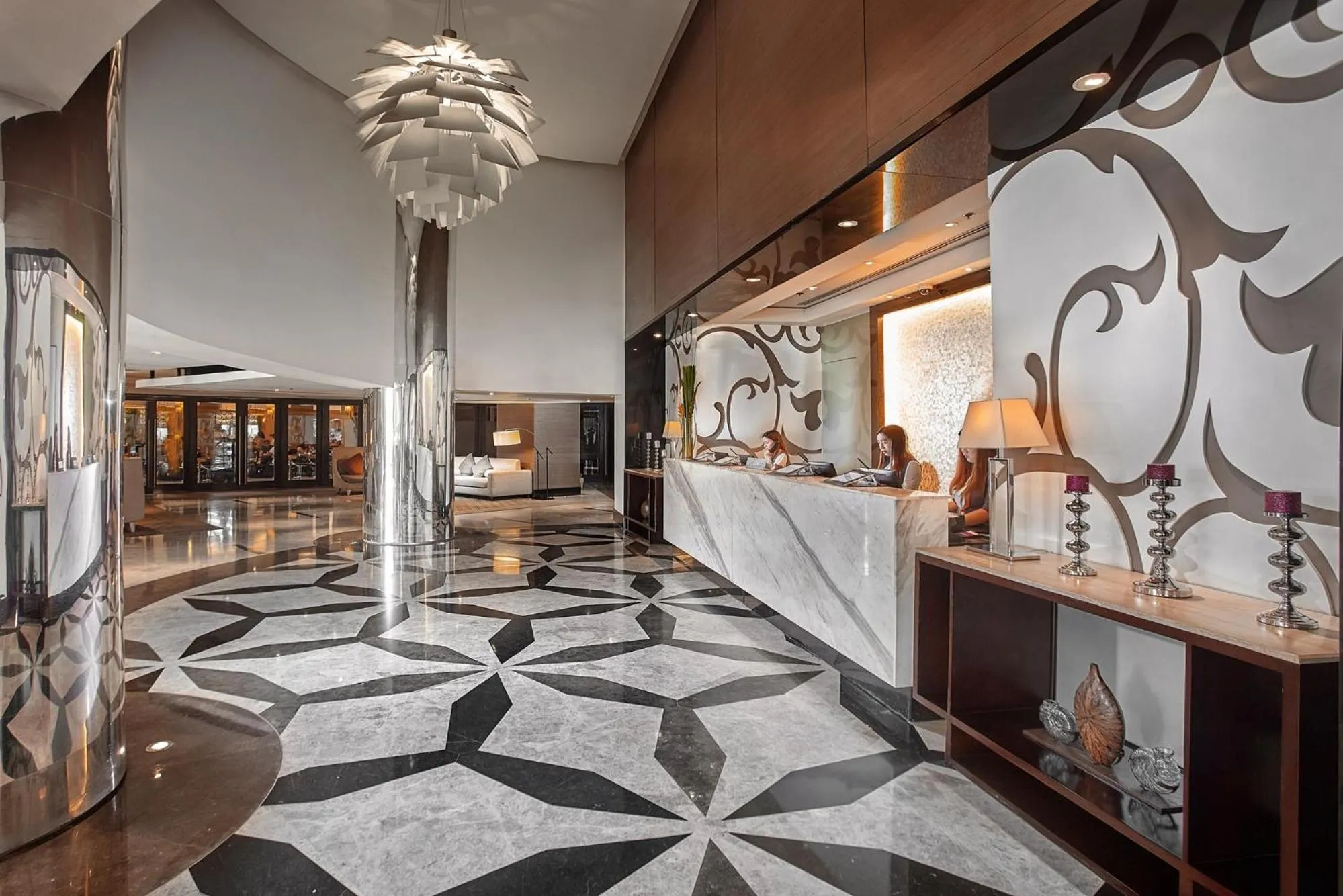 Lobby or reception in Quest Hotel & Conference Center Cebu