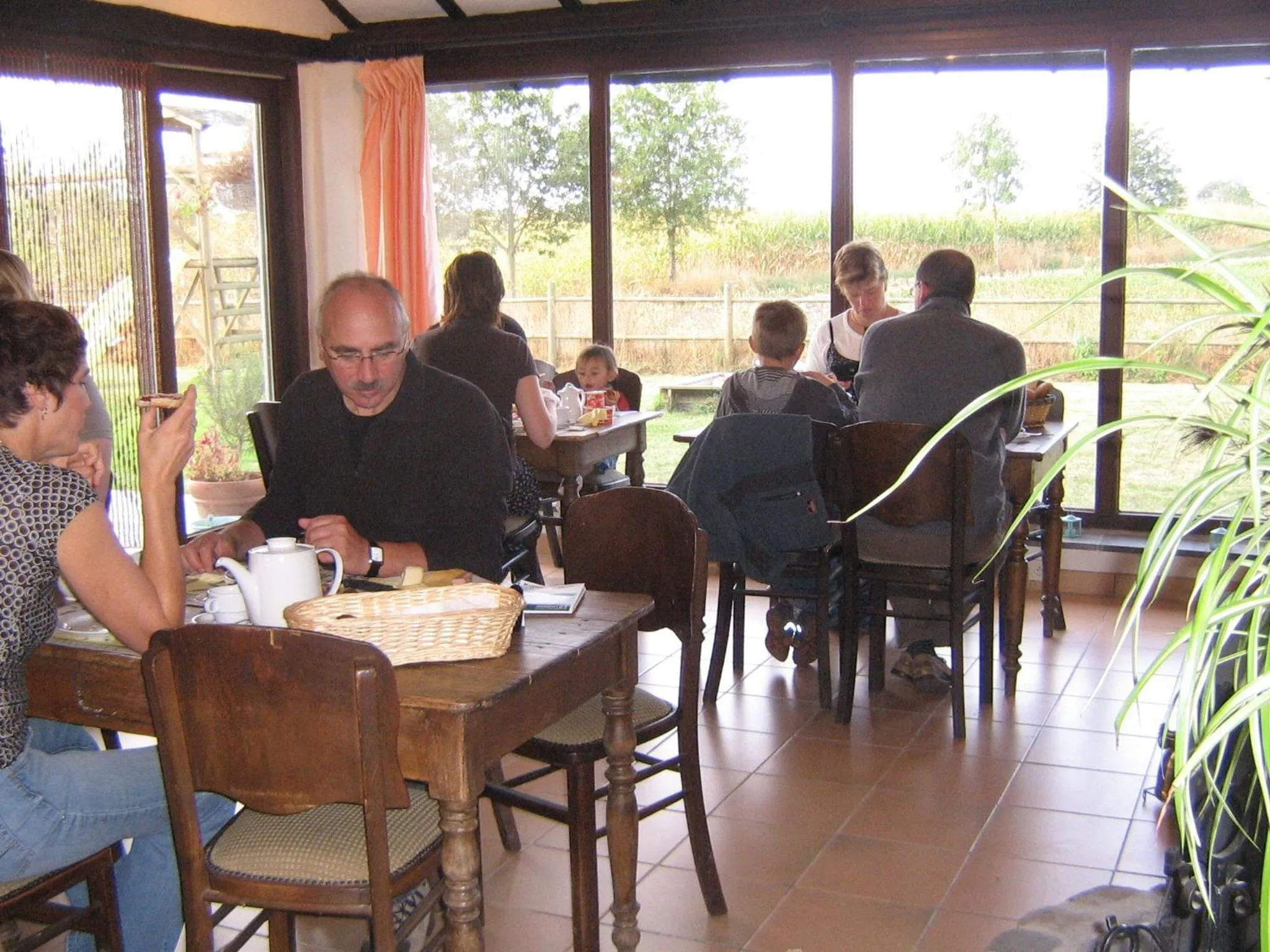 Restaurant/places to eat in B&B Ter Castaigne