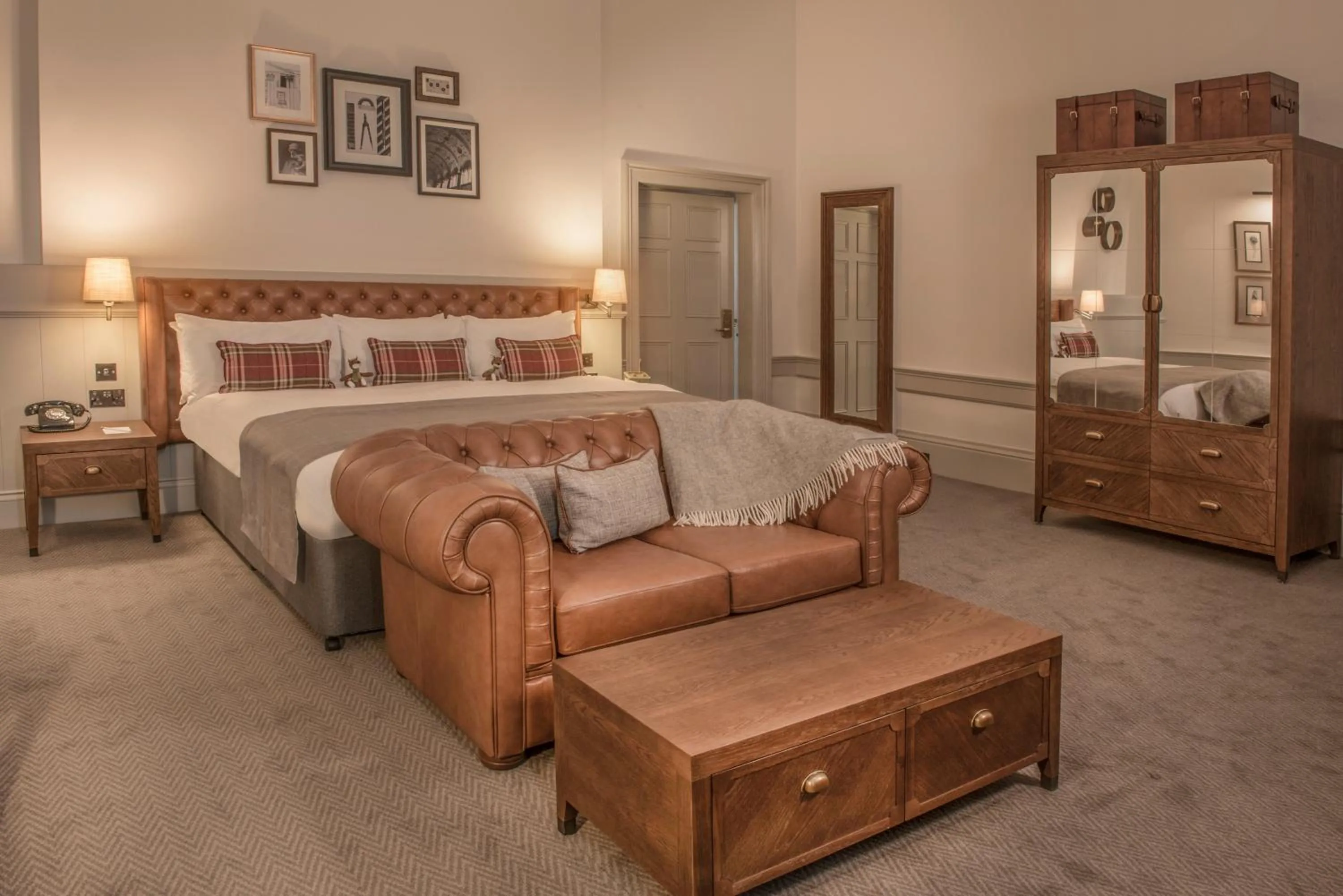 Living room, Bed in De Vere Beaumont Estate