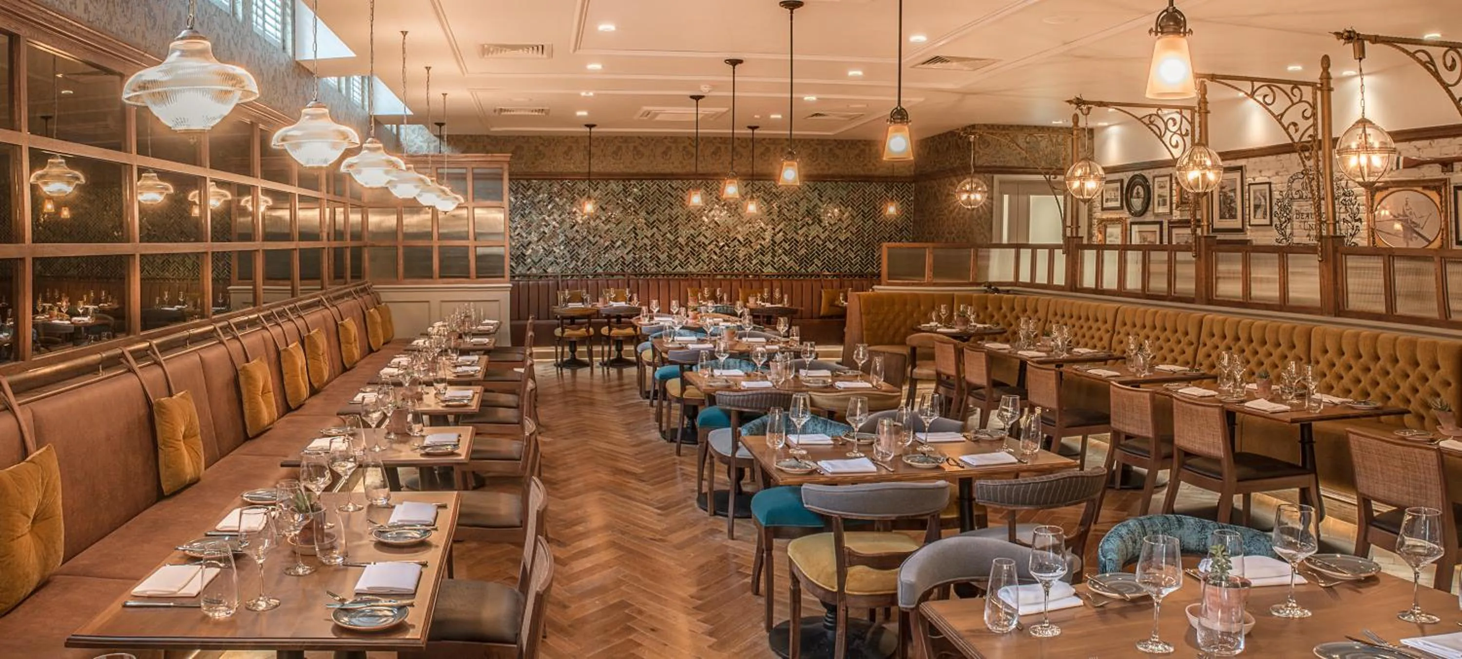 Restaurant/places to eat in De Vere Beaumont Estate