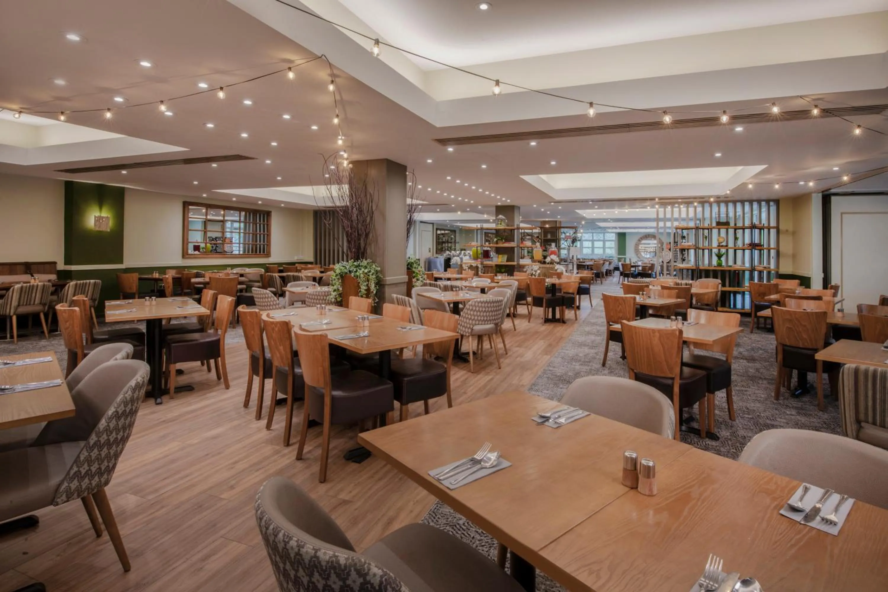Restaurant/places to eat in De Vere Beaumont Estate