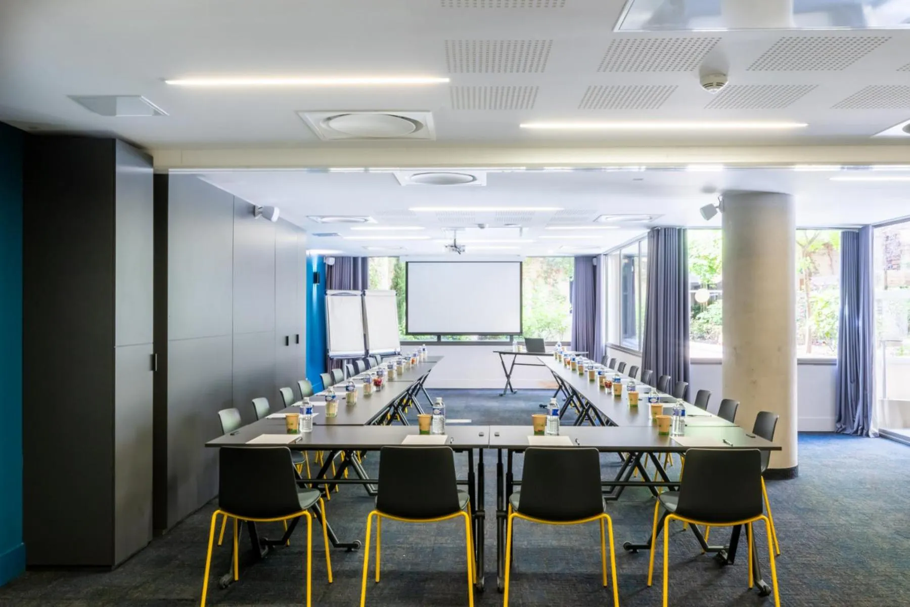 Meeting/conference room in Nemea Appart Hotel Cannes Palais