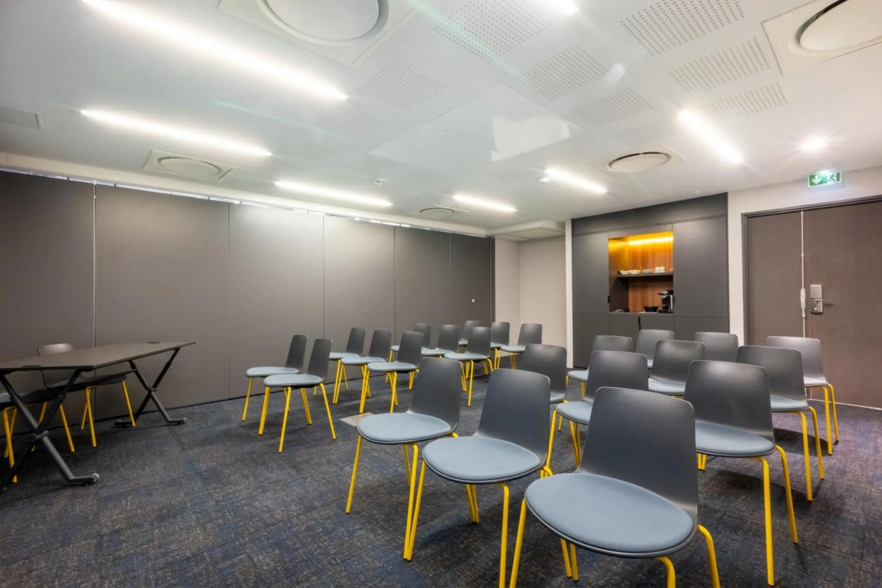 Meeting/conference room in Nemea Appart Hotel Cannes Palais