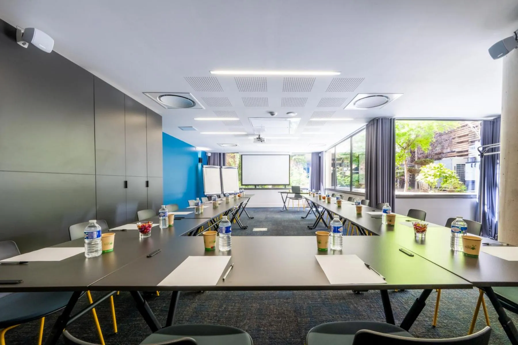 Meeting/conference room in Nemea Appart Hotel Cannes Palais